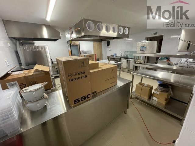 Prodej komerčního prostoru 686 m² - foto 19