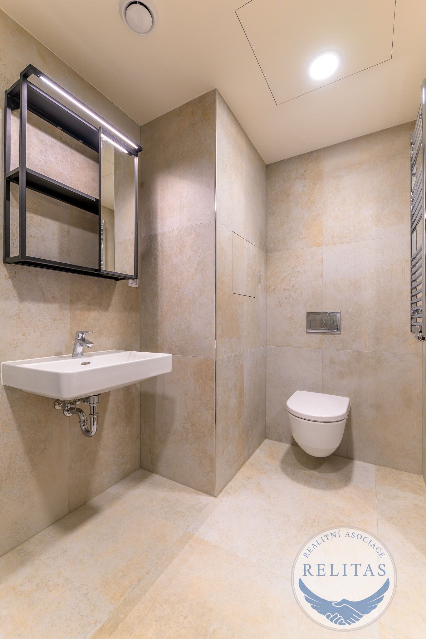 Pronájem bytu 1+kk 30 m² - foto 9