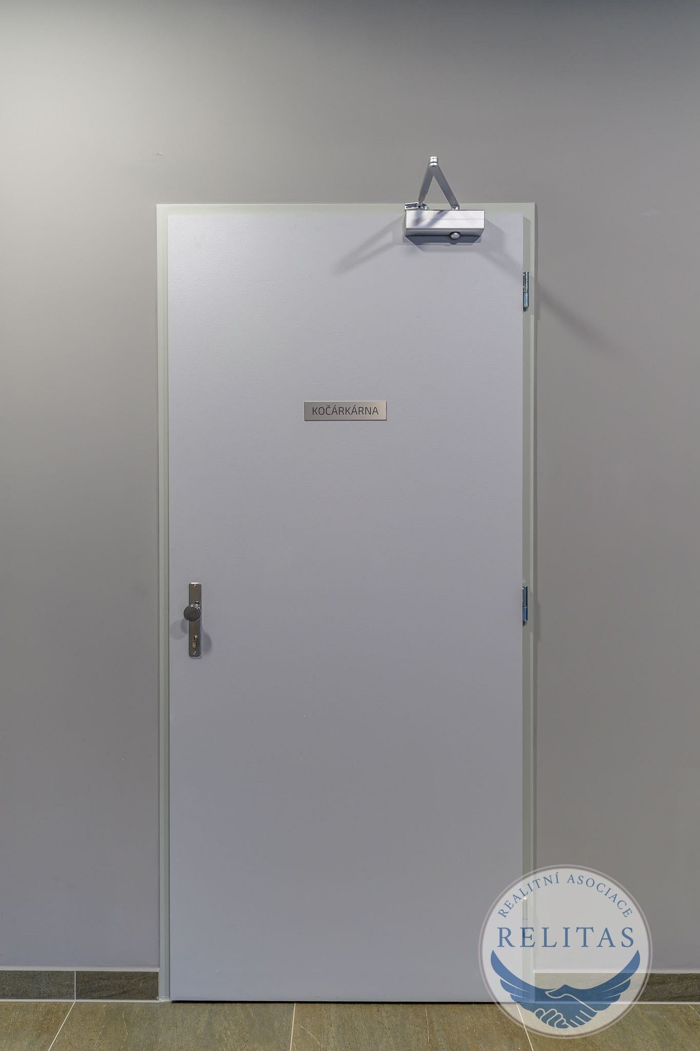Pronájem bytu 1+kk 30 m² - foto 14