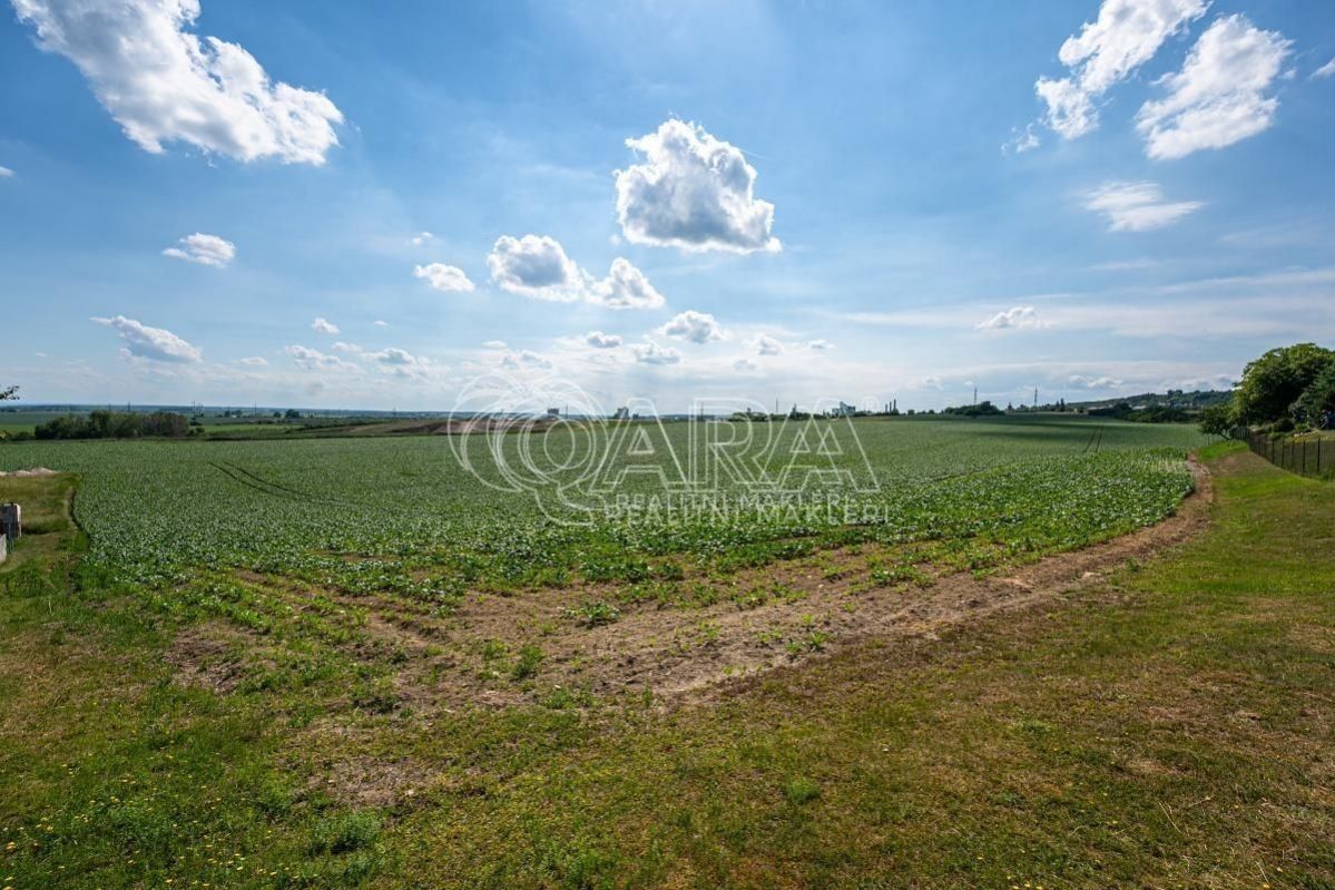 Prodej pozemku 1050 m² - foto 2