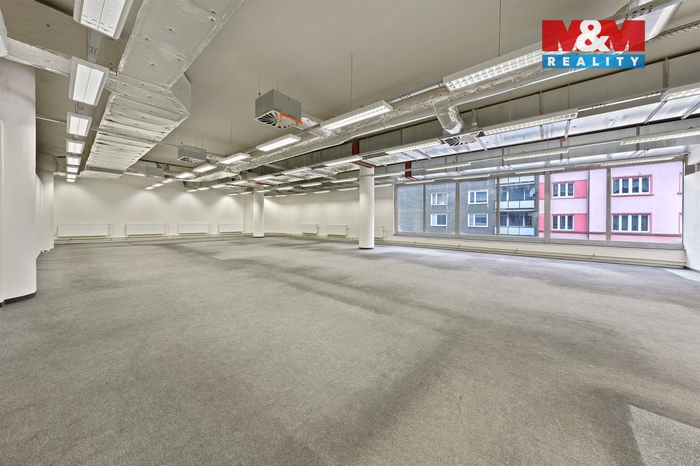 Pronájem komerčního prostoru 230 m² - foto 2
