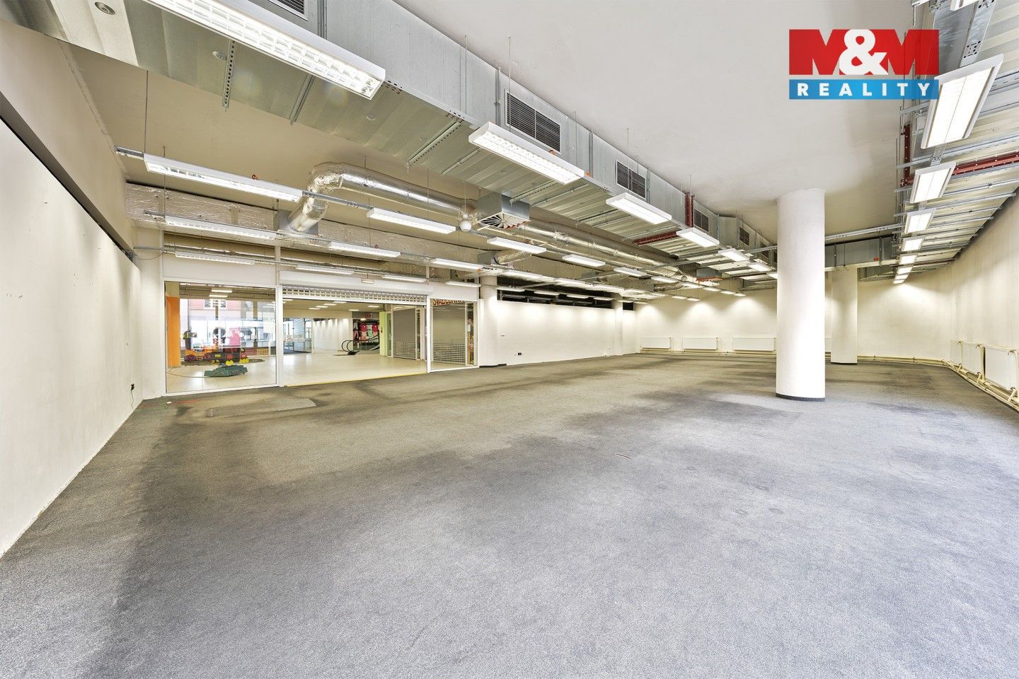 Pronájem komerčního prostoru 230 m² - foto 4