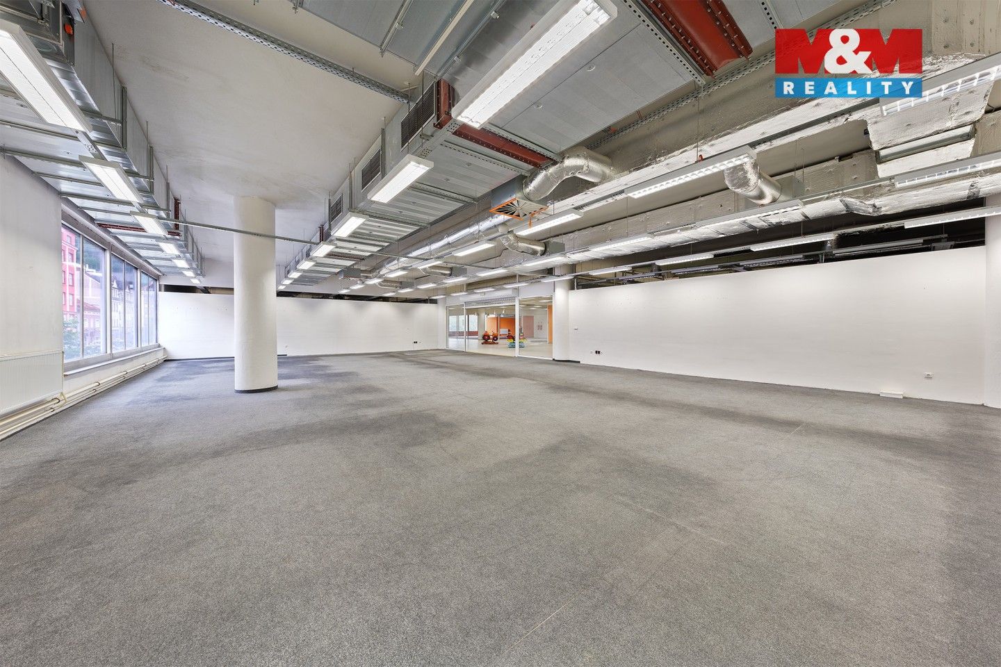 Pronájem komerčního prostoru 230 m² - foto 5