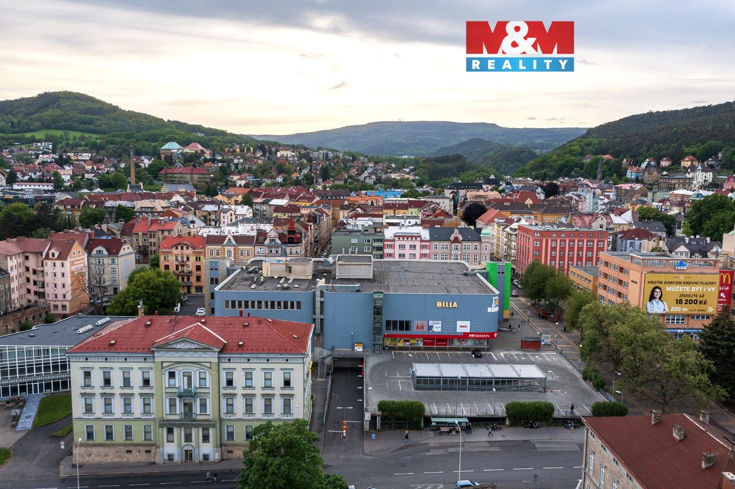 Pronájem komerčního prostoru 230 m² - foto 1