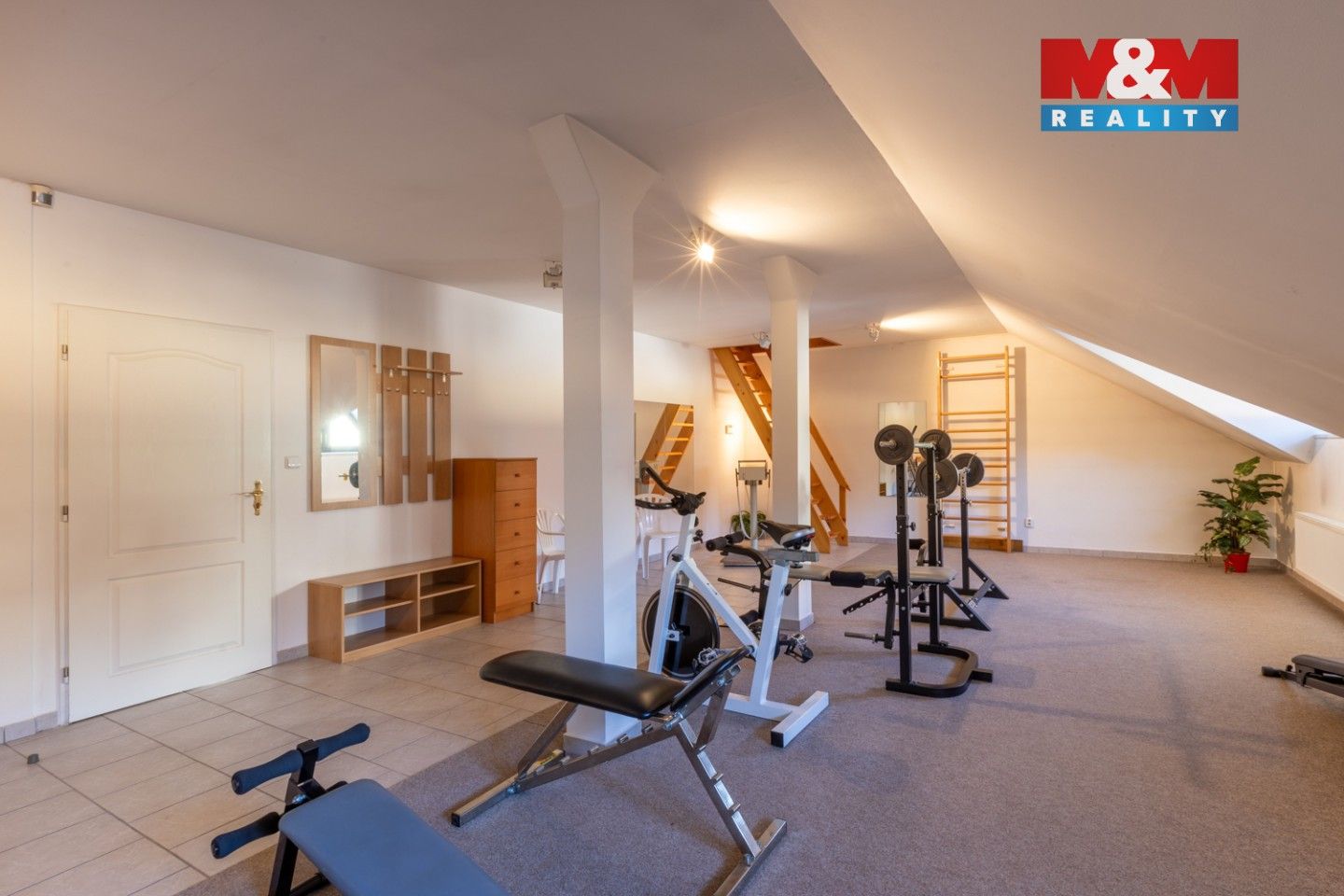 Prodej komerčního prostoru 440 m² - foto 11