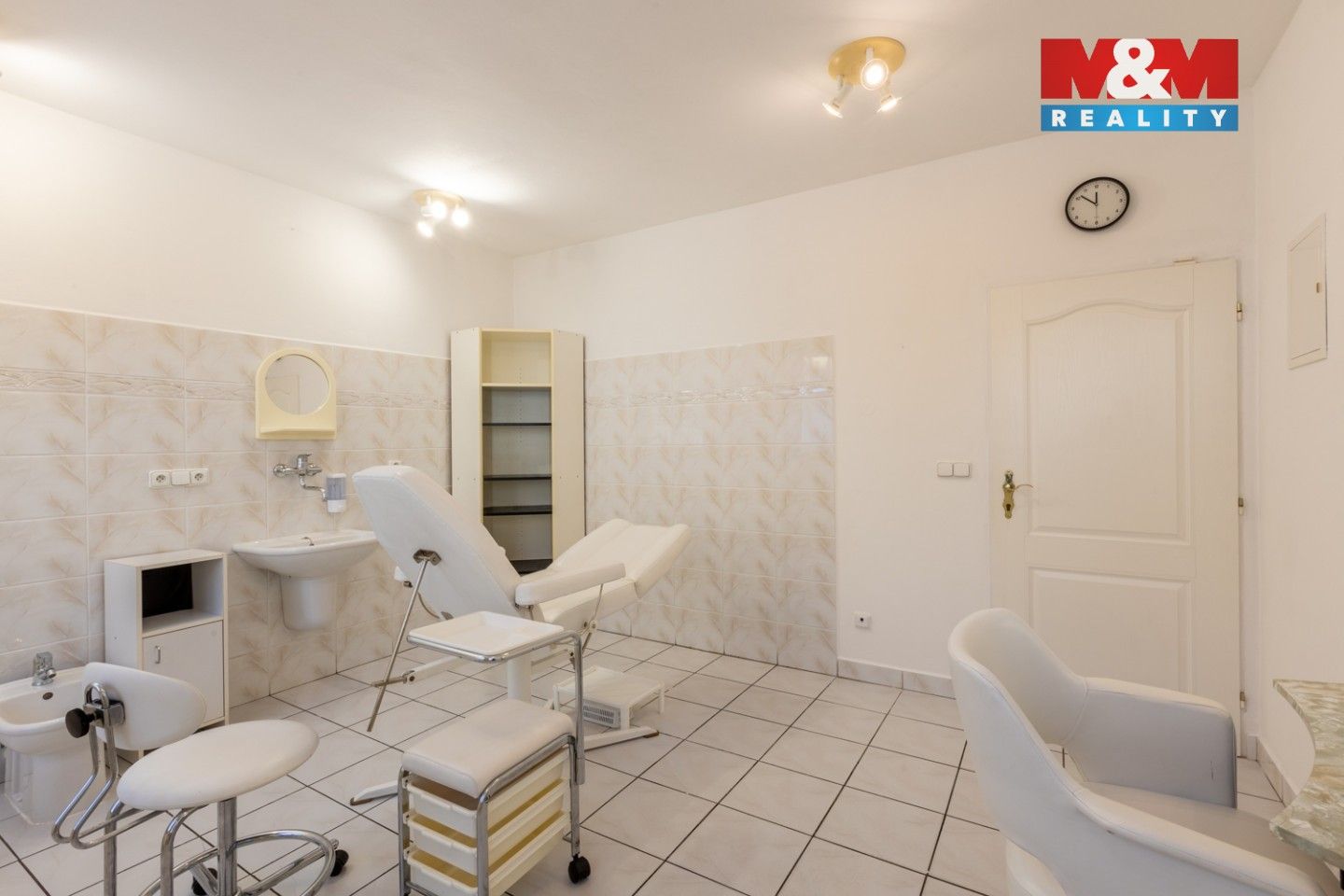 Prodej komerčního prostoru 440 m² - foto 15