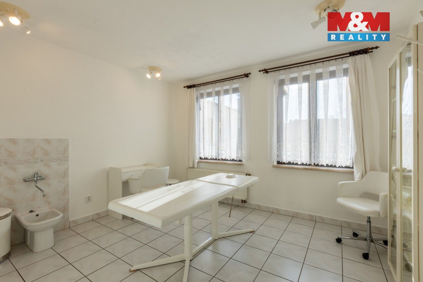 Prodej komerčního prostoru 440 m² - foto 22