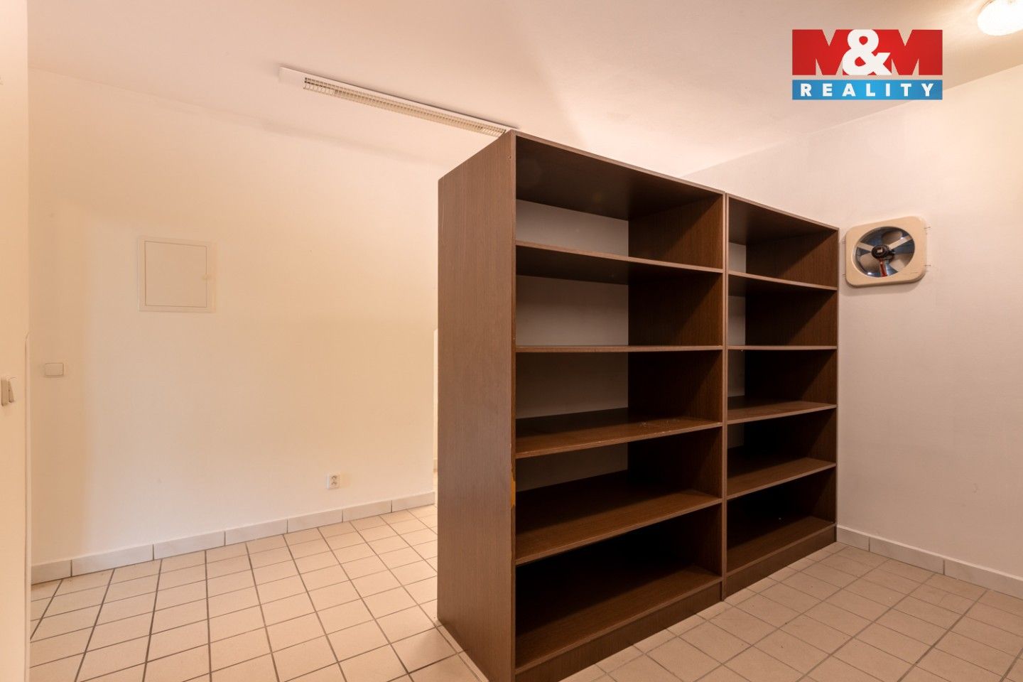 Prodej komerčního prostoru 440 m² - foto 28