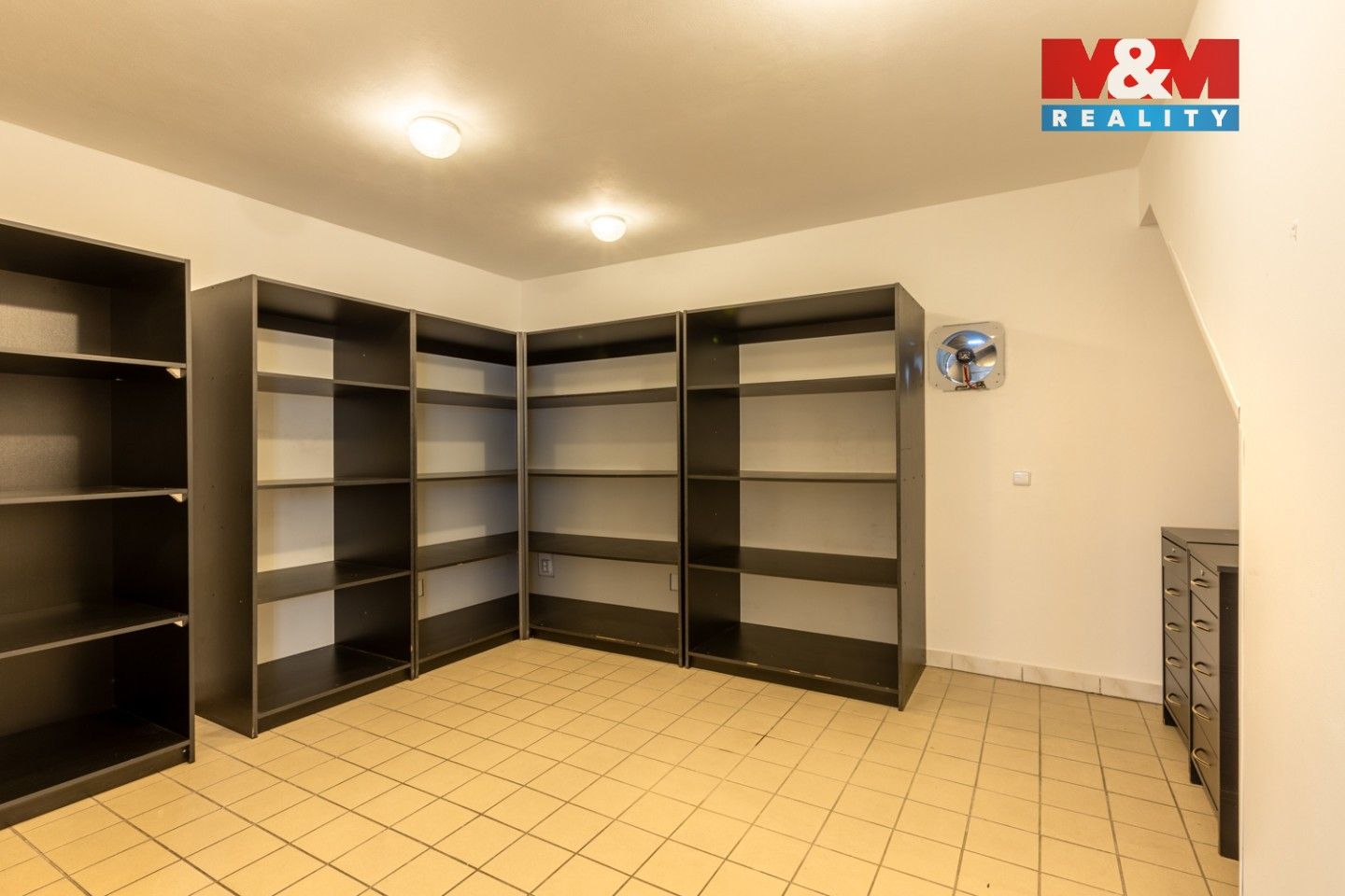 Prodej komerčního prostoru 440 m² - foto 33