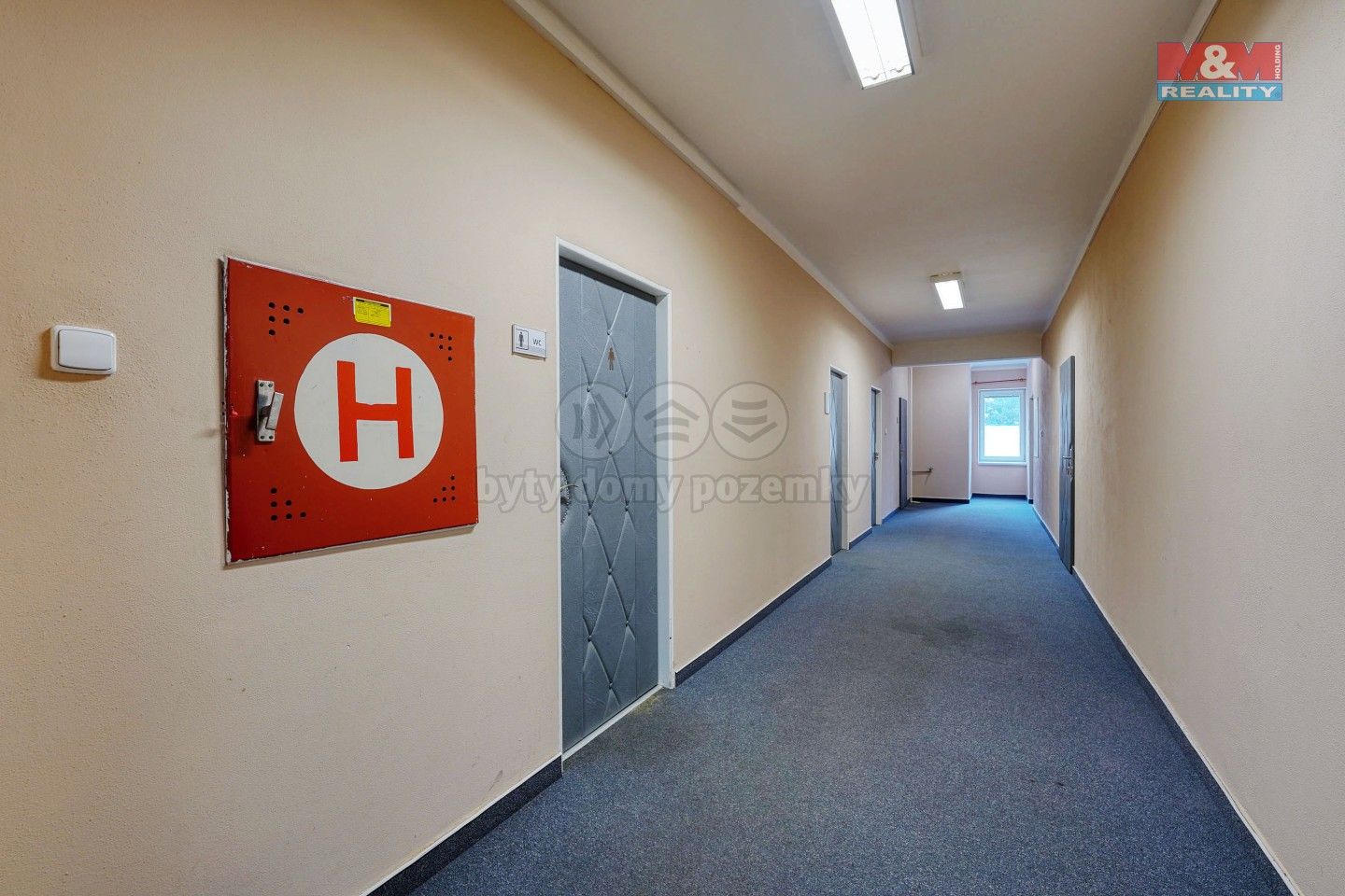 Pronájem komerčního prostoru 1096 m² - foto 23