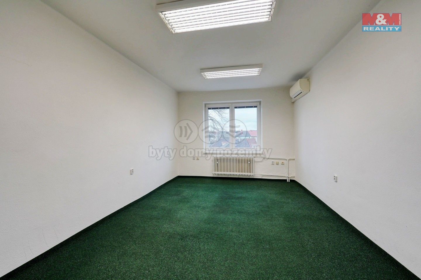 Pronájem komerčního prostoru 1096 m² - foto 30
