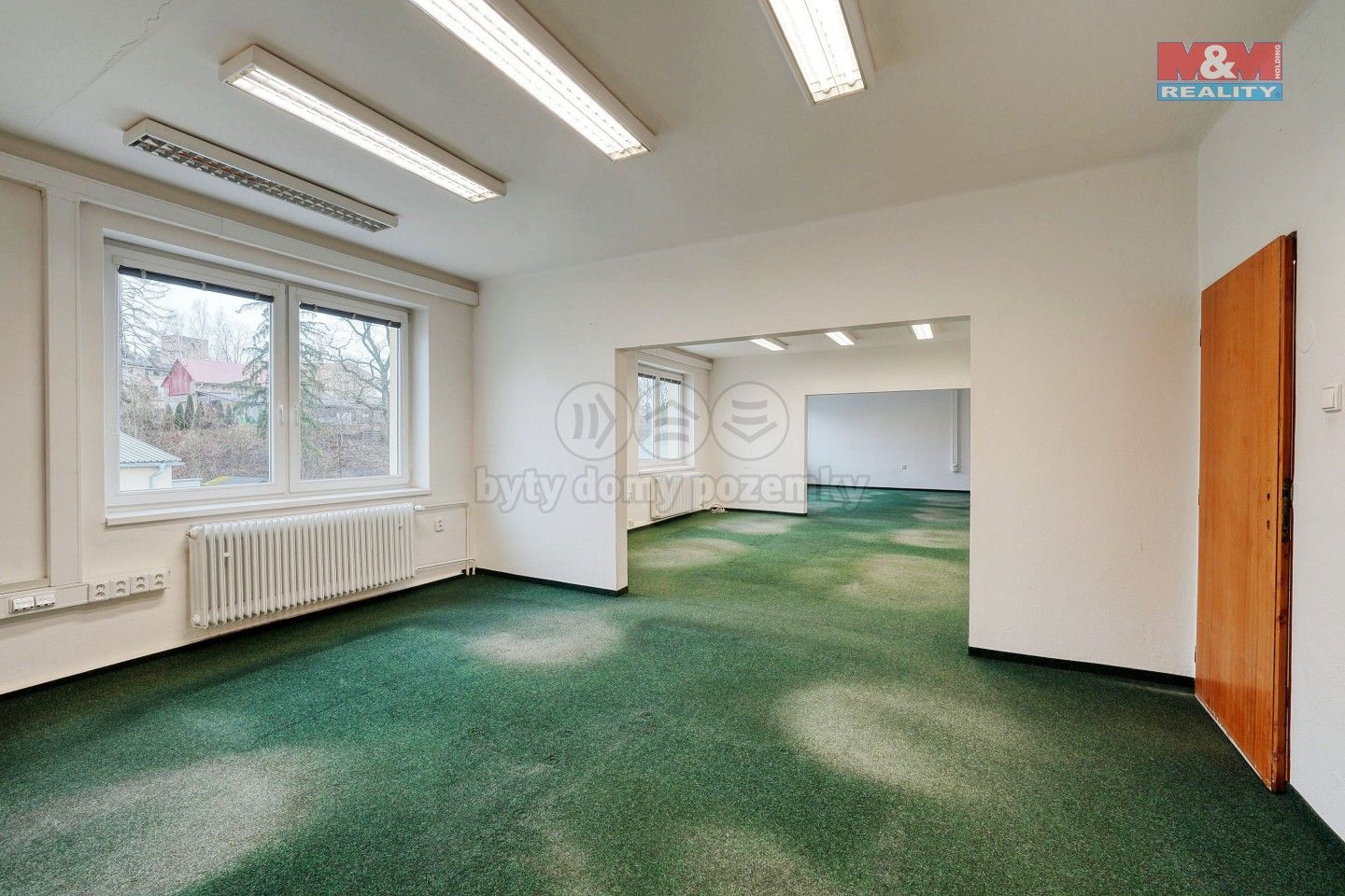 Pronájem komerčního prostoru 1096 m² - foto 32