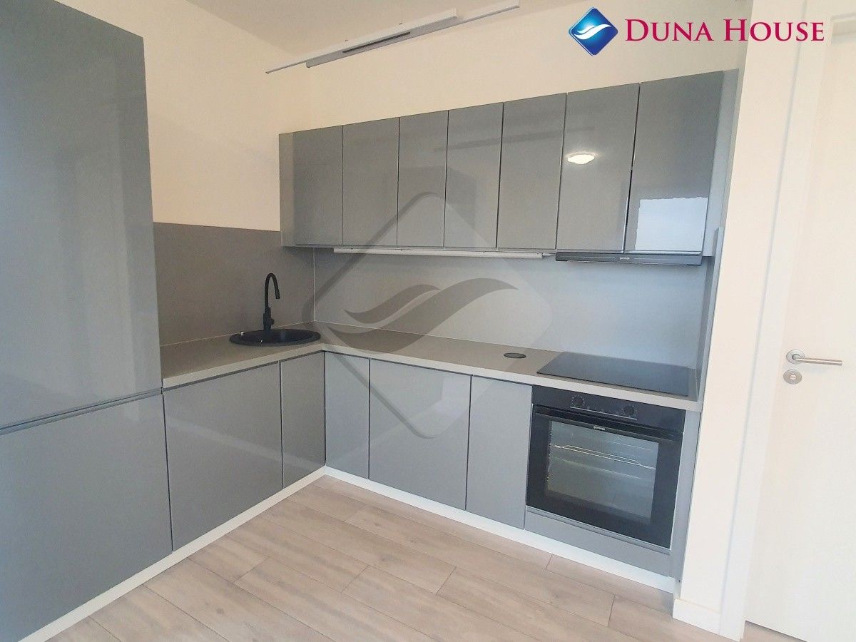 Prodej bytu 2+kk 93 m² - foto 1