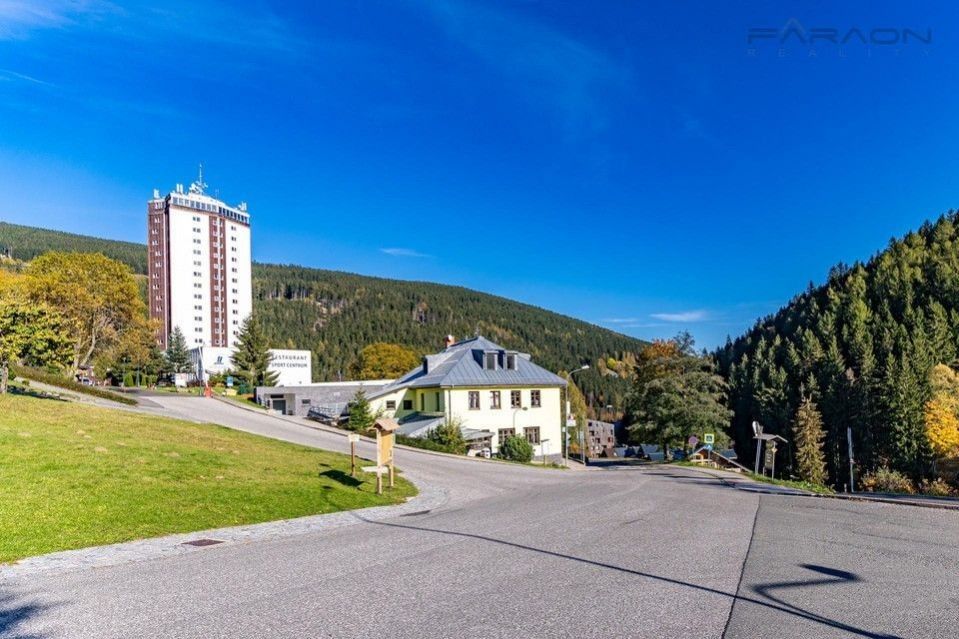 Prodej pozemku 2734 m² - foto 6