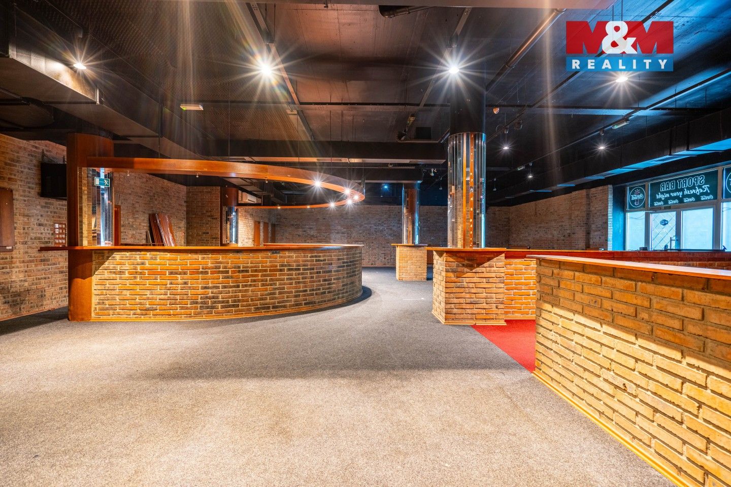 Prodej komerčního prostoru 324 m² - foto 7