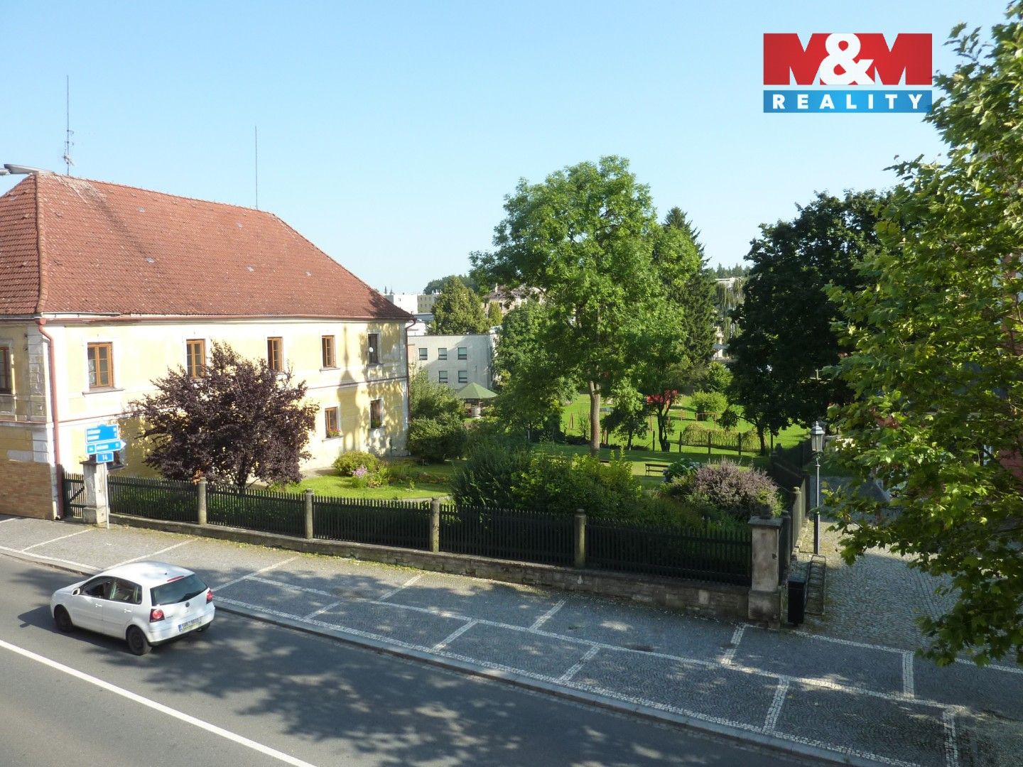 Prodej komerčního prostoru 239 m² - foto 3
