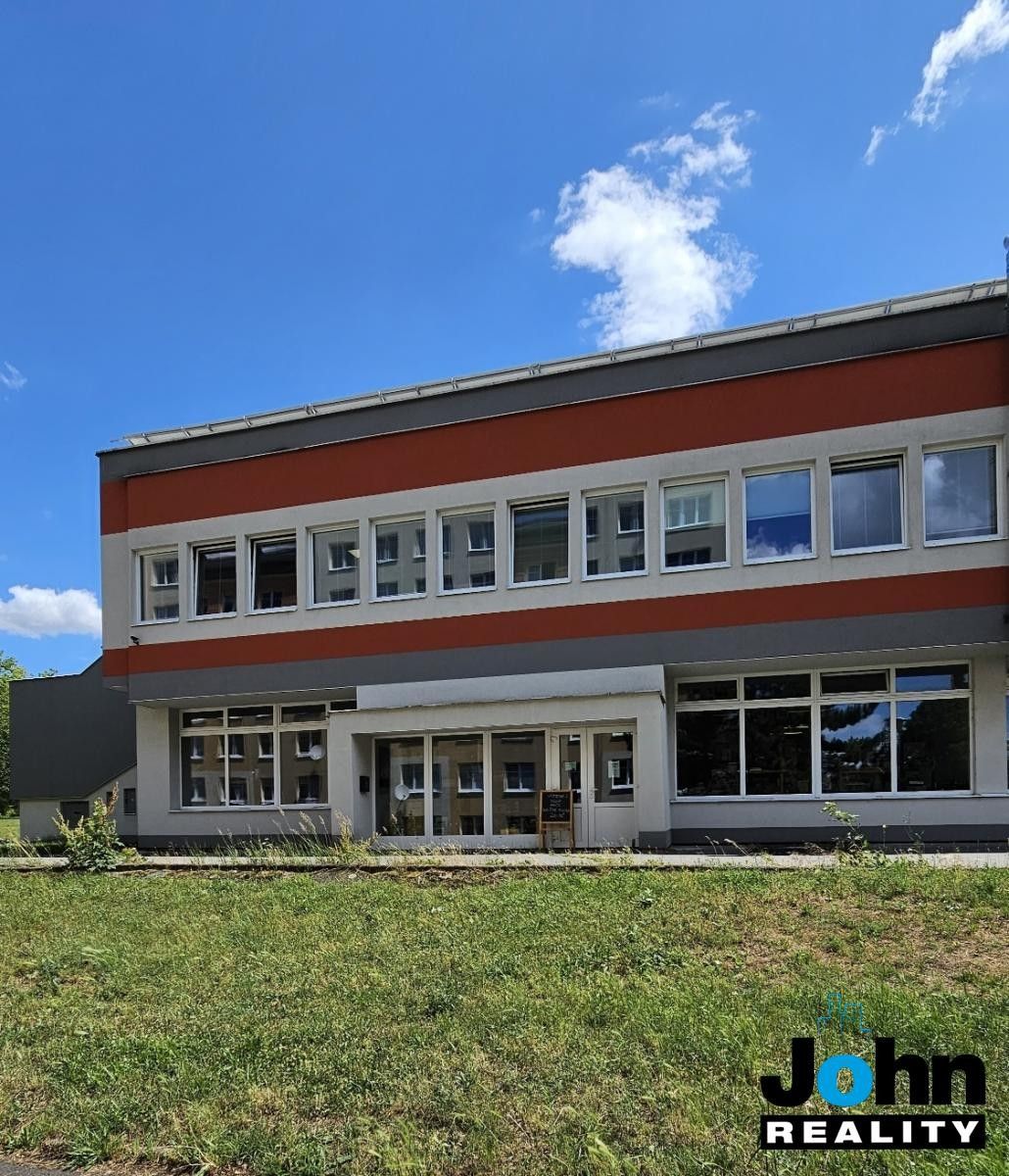 Pronájem komerčního prostoru 400 m² - foto 27