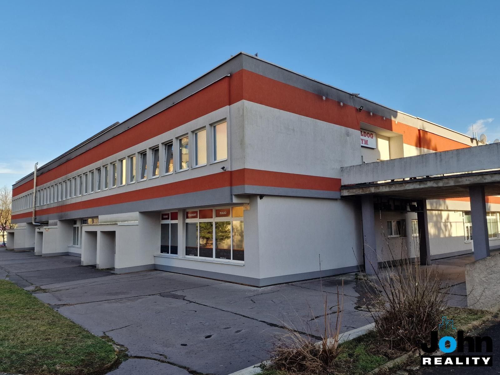 Pronájem komerčního prostoru 400 m² - foto 26