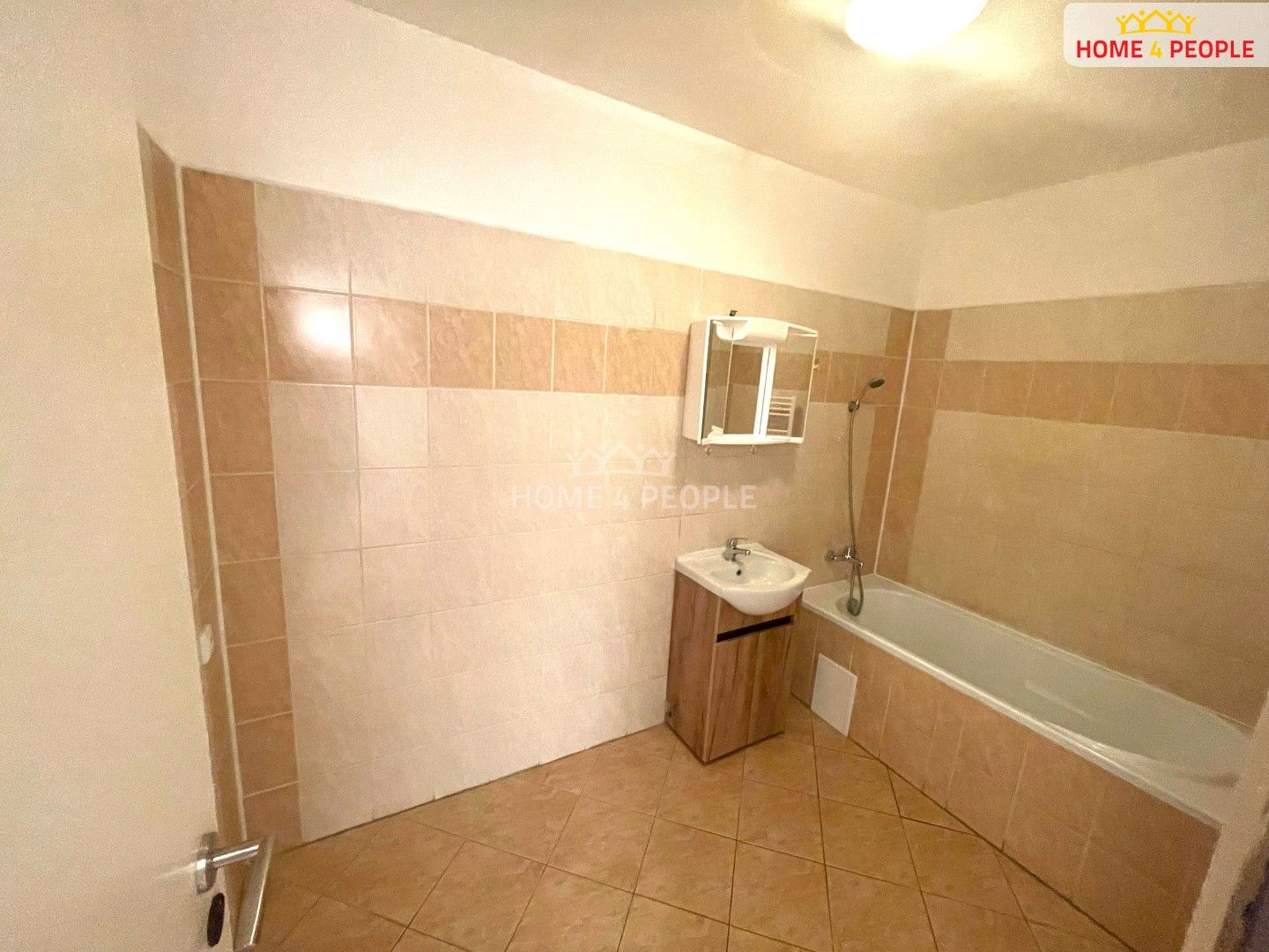 Pronájem bytu 2+1 68 m² - foto 10