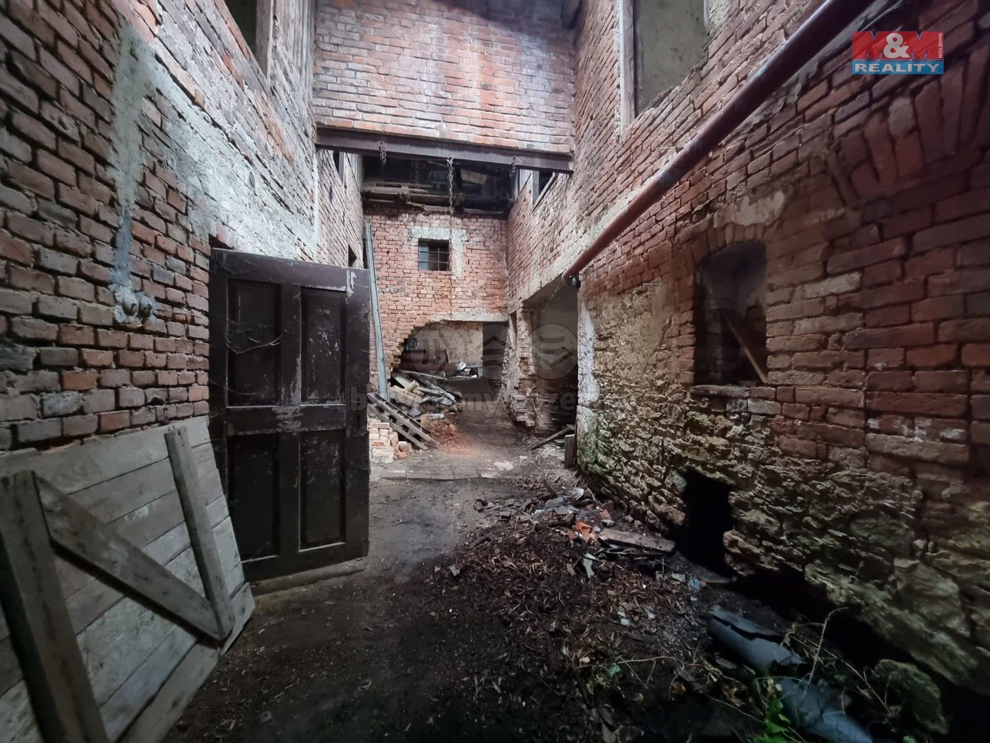 Prodej nemovitosti 361 m² - foto 10