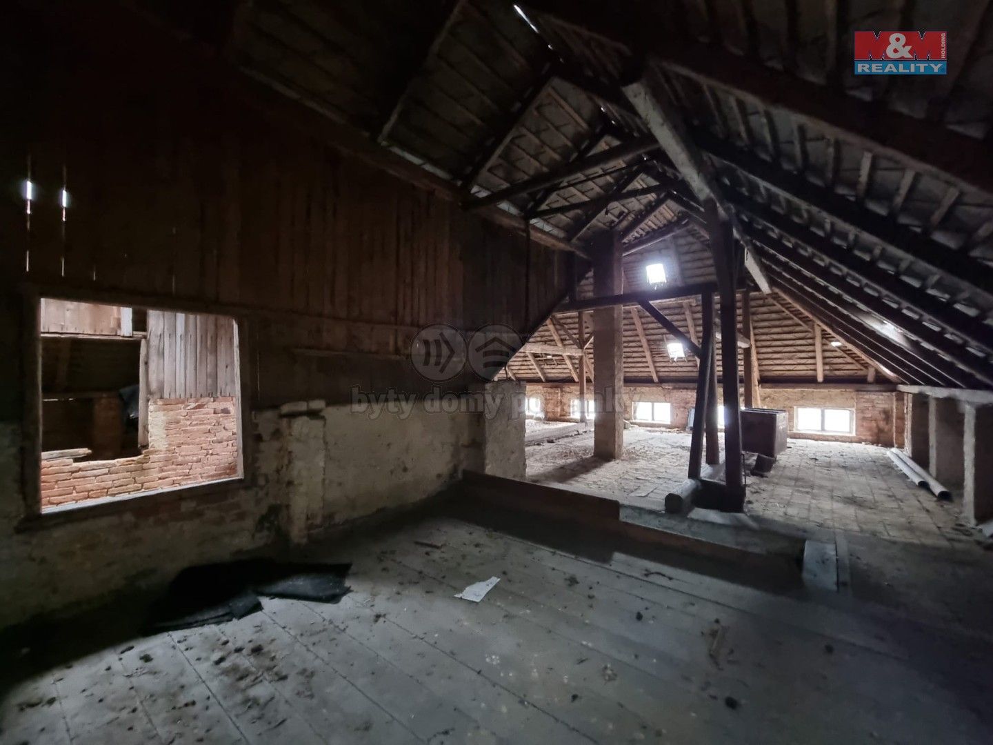 Prodej nemovitosti 361 m² - foto 12