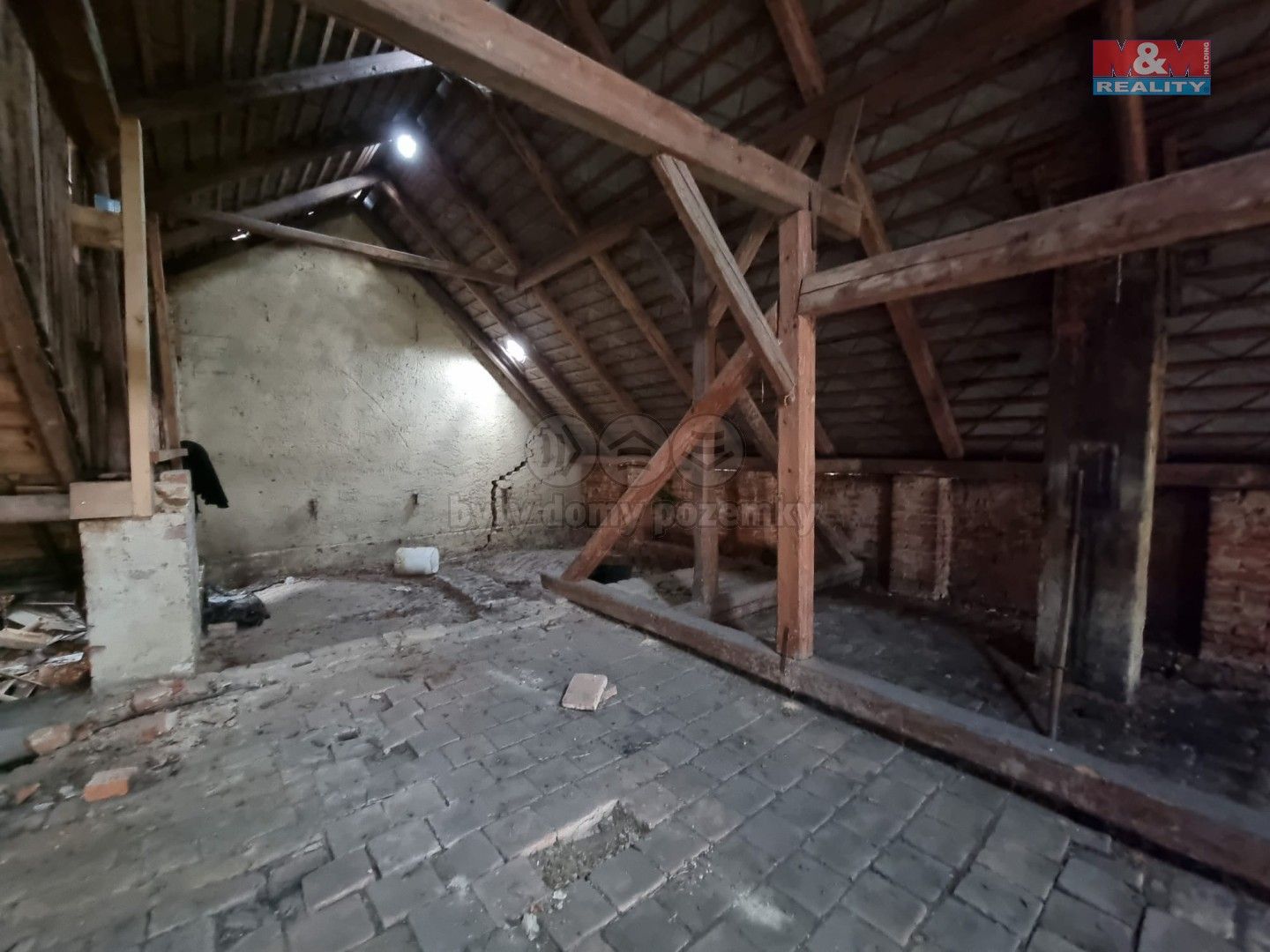 Prodej nemovitosti 361 m² - foto 13