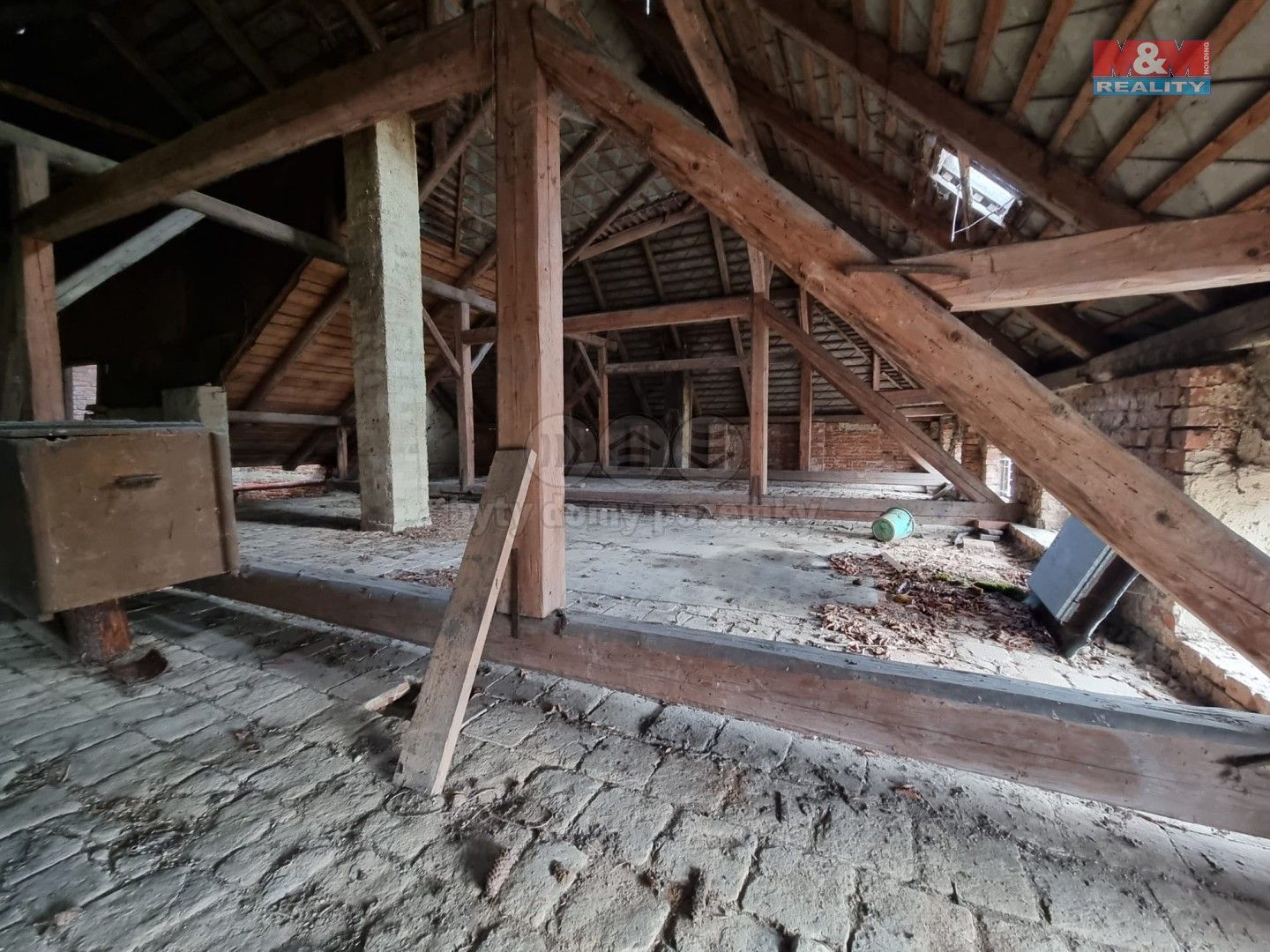Prodej nemovitosti 361 m² - foto 15