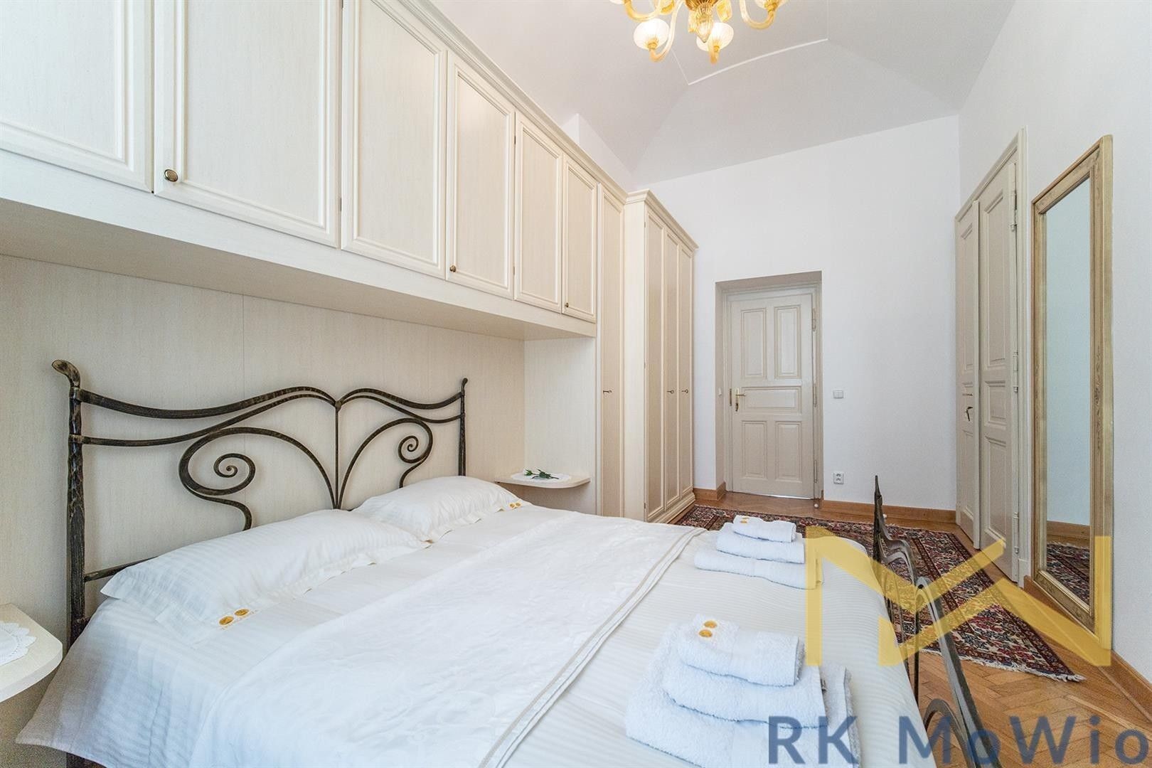 Pronájem bytu 3+kk 76 m² - foto 2