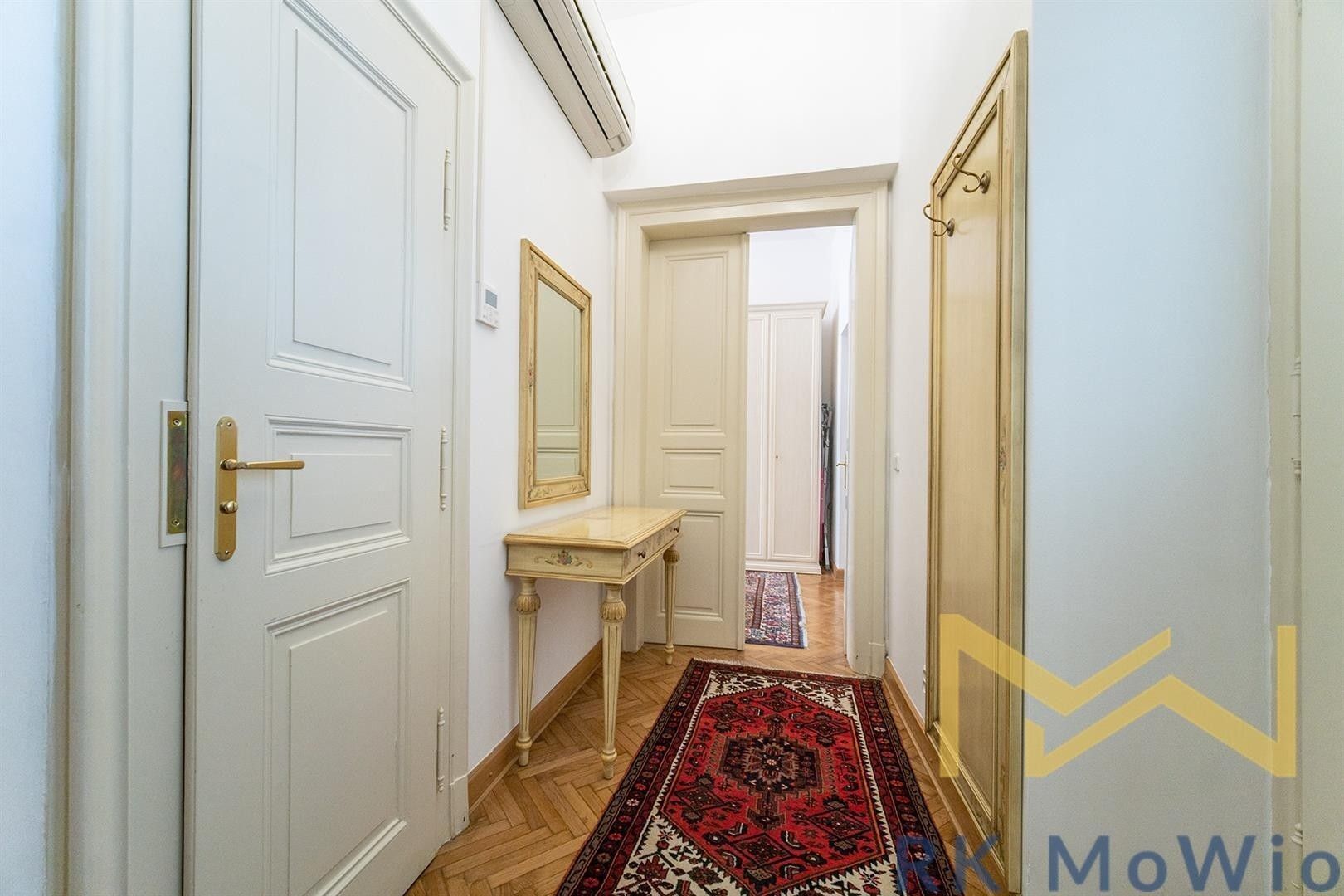 Pronájem bytu 3+kk 76 m² - foto 13