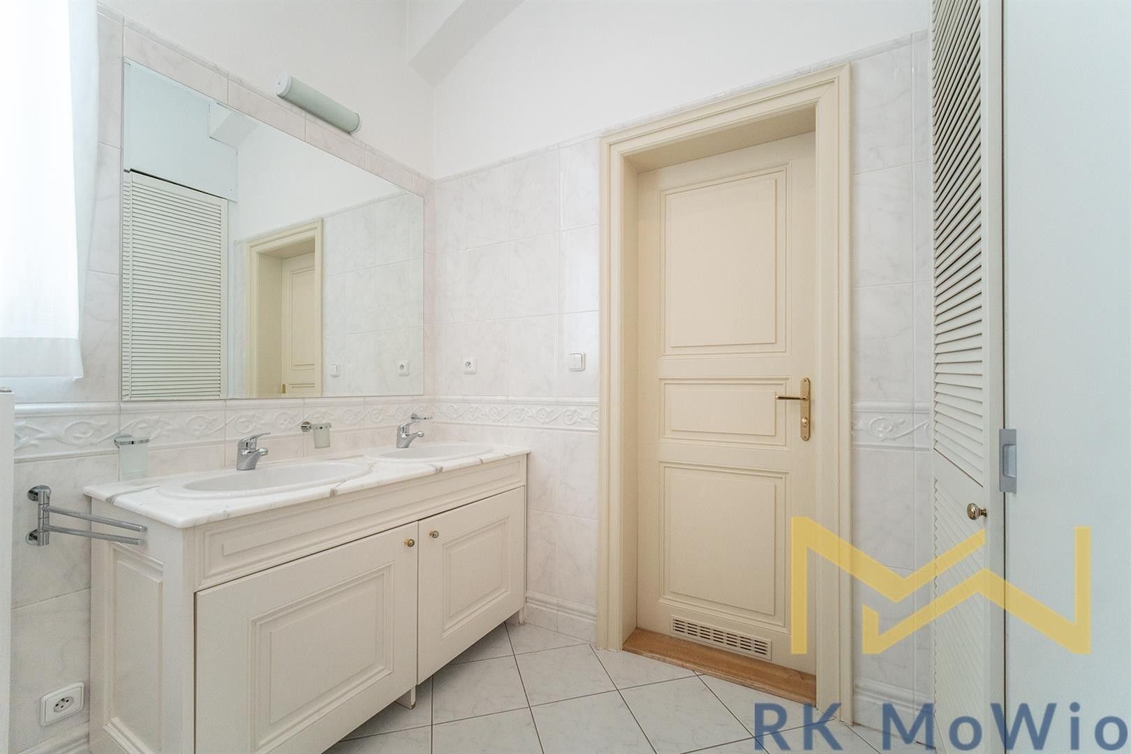 Pronájem bytu 3+kk 76 m² - foto 10