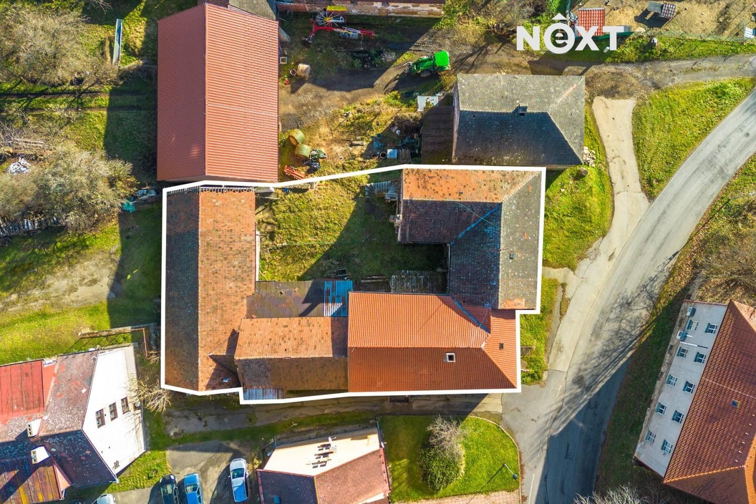 Prodej nemovitosti 630 m² - foto 6