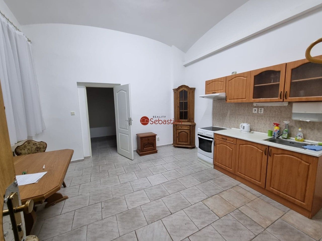 Pronájem bytu 1+1 45 m² - foto 6