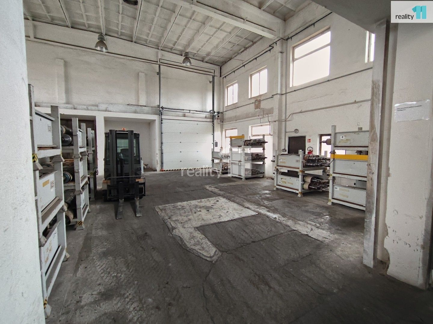 Pronájem komerčního prostoru 710 m² - foto 5