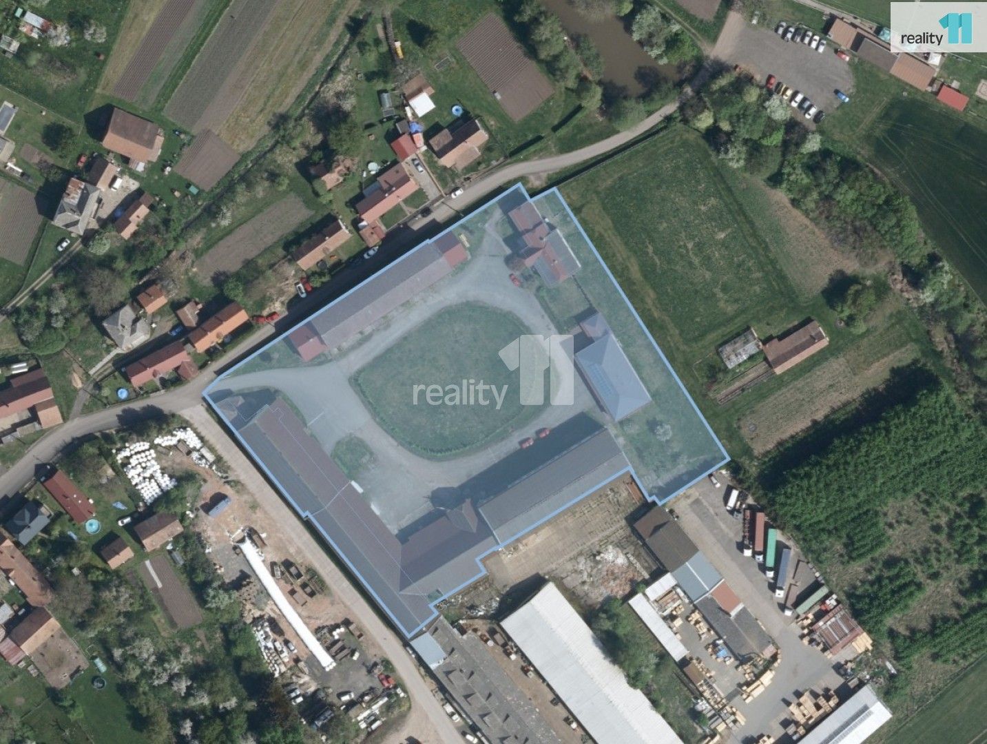 Pronájem komerčního prostoru 710 m² - foto 6