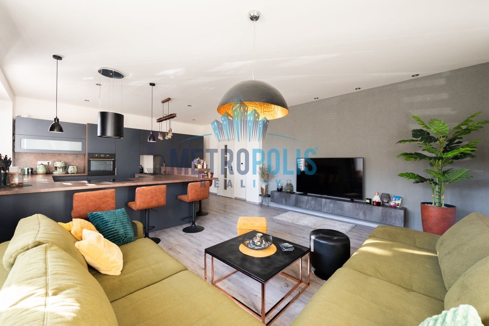Prodej nemovitosti 350 m² - foto 11