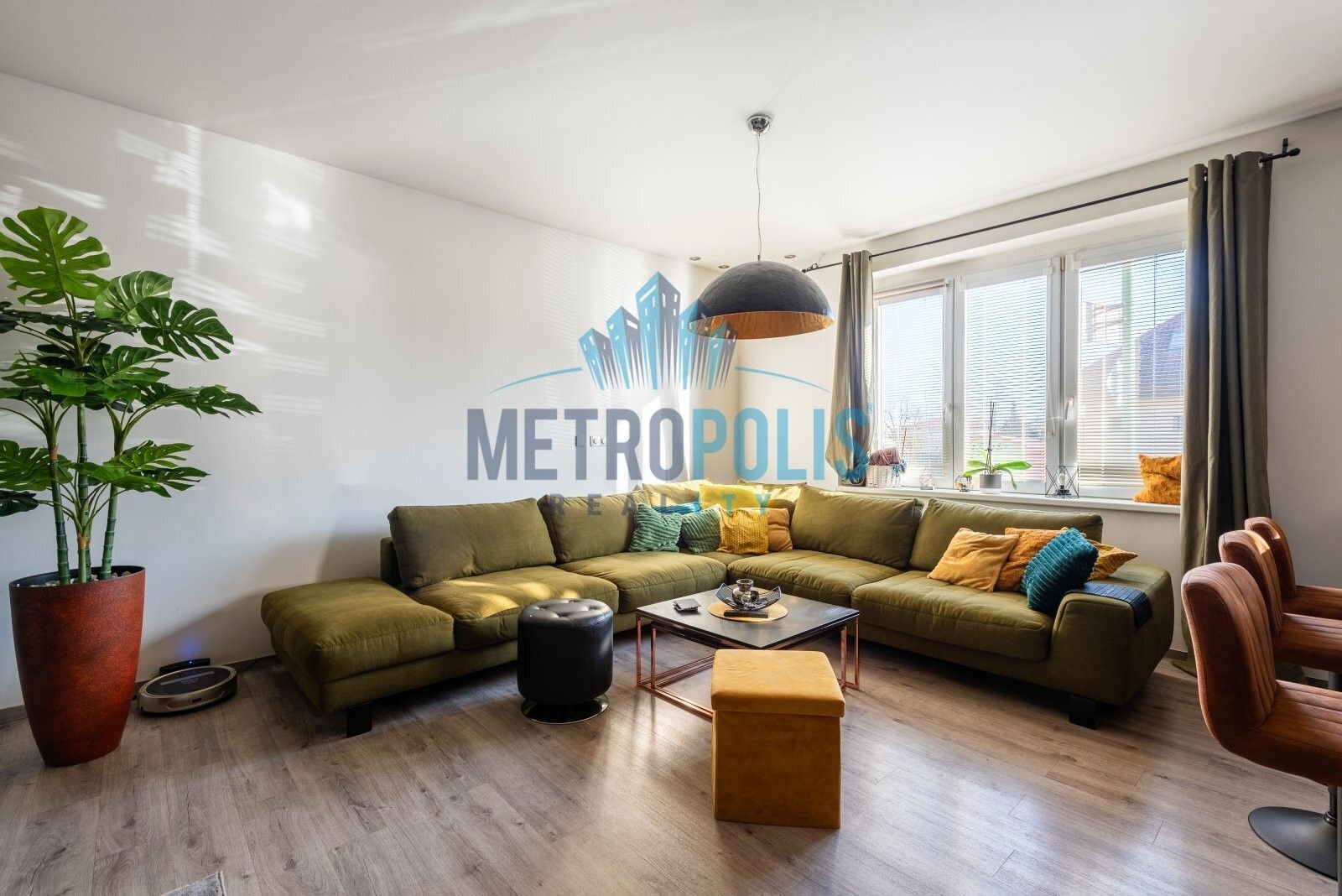 Prodej nemovitosti 350 m² - foto 10