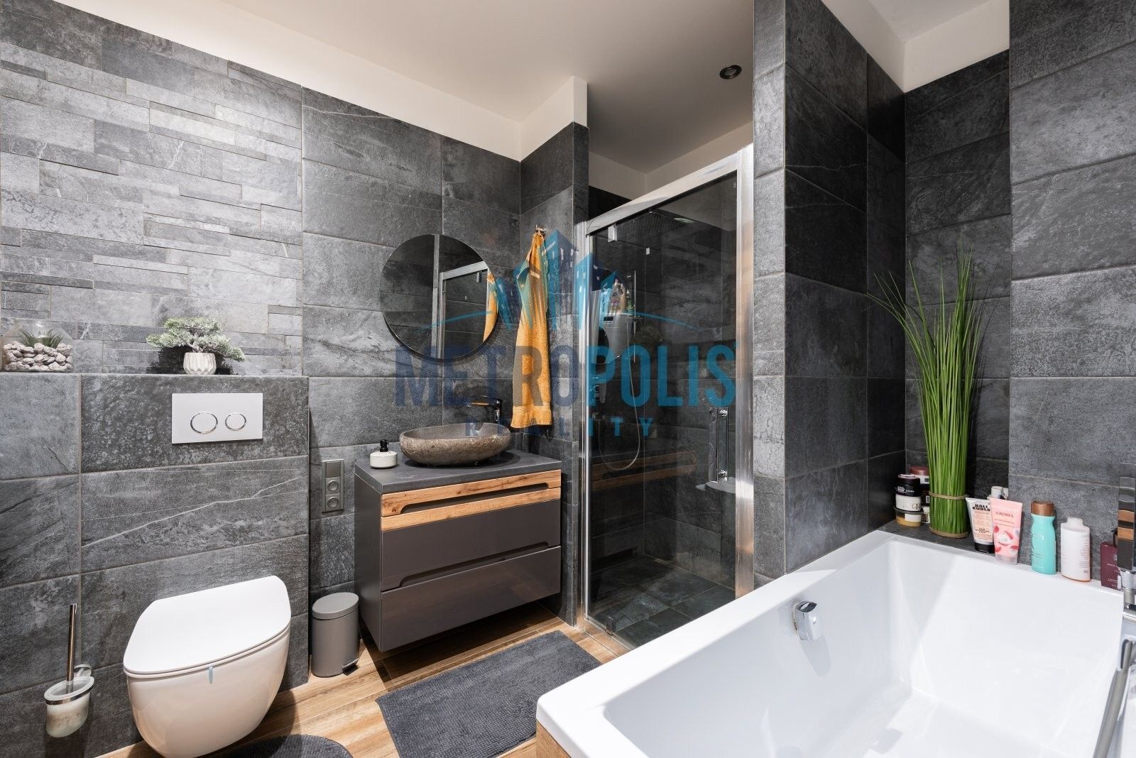 Prodej nemovitosti 350 m² - foto 16