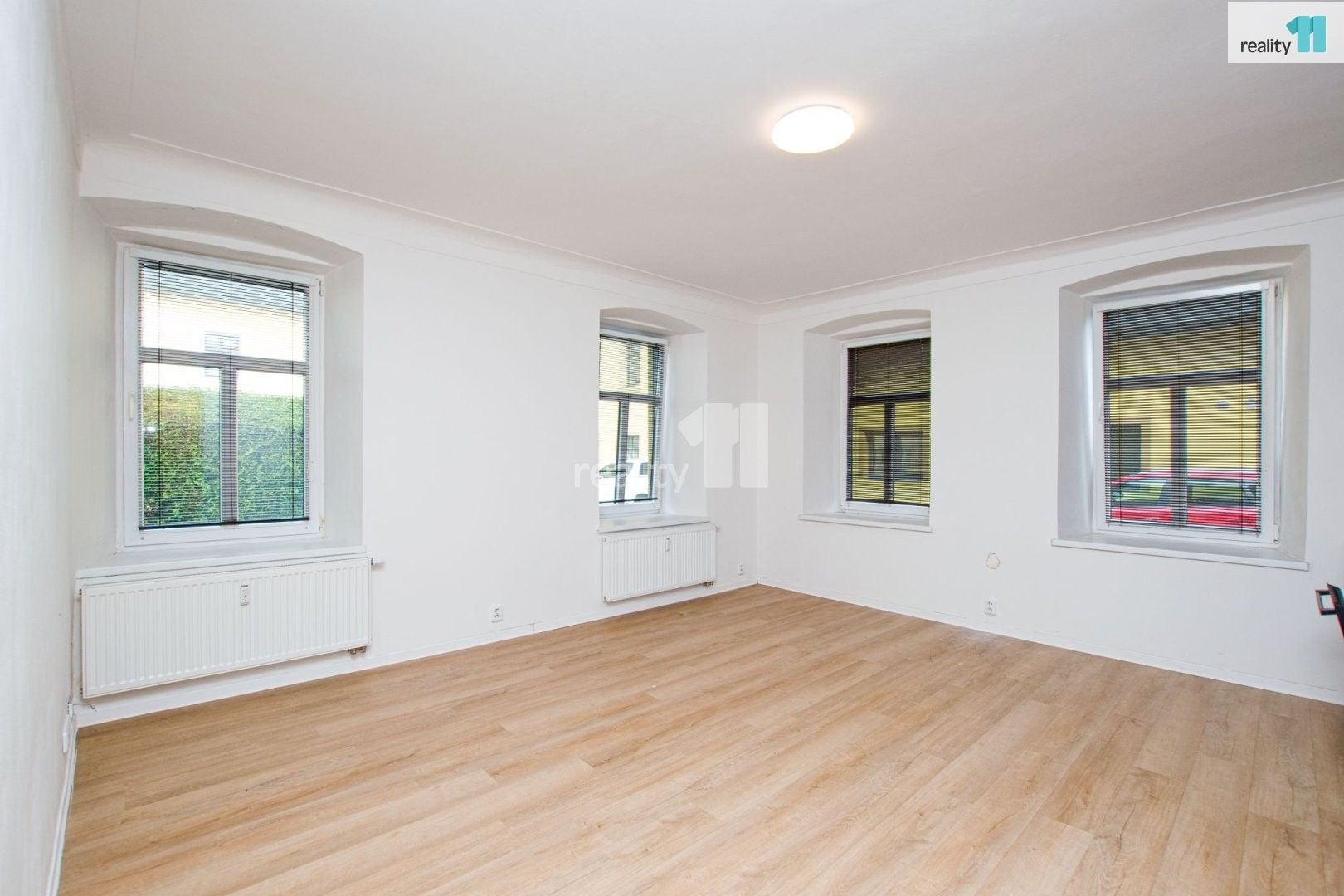 Pronájem bytu 2+1 70 m² - foto 6