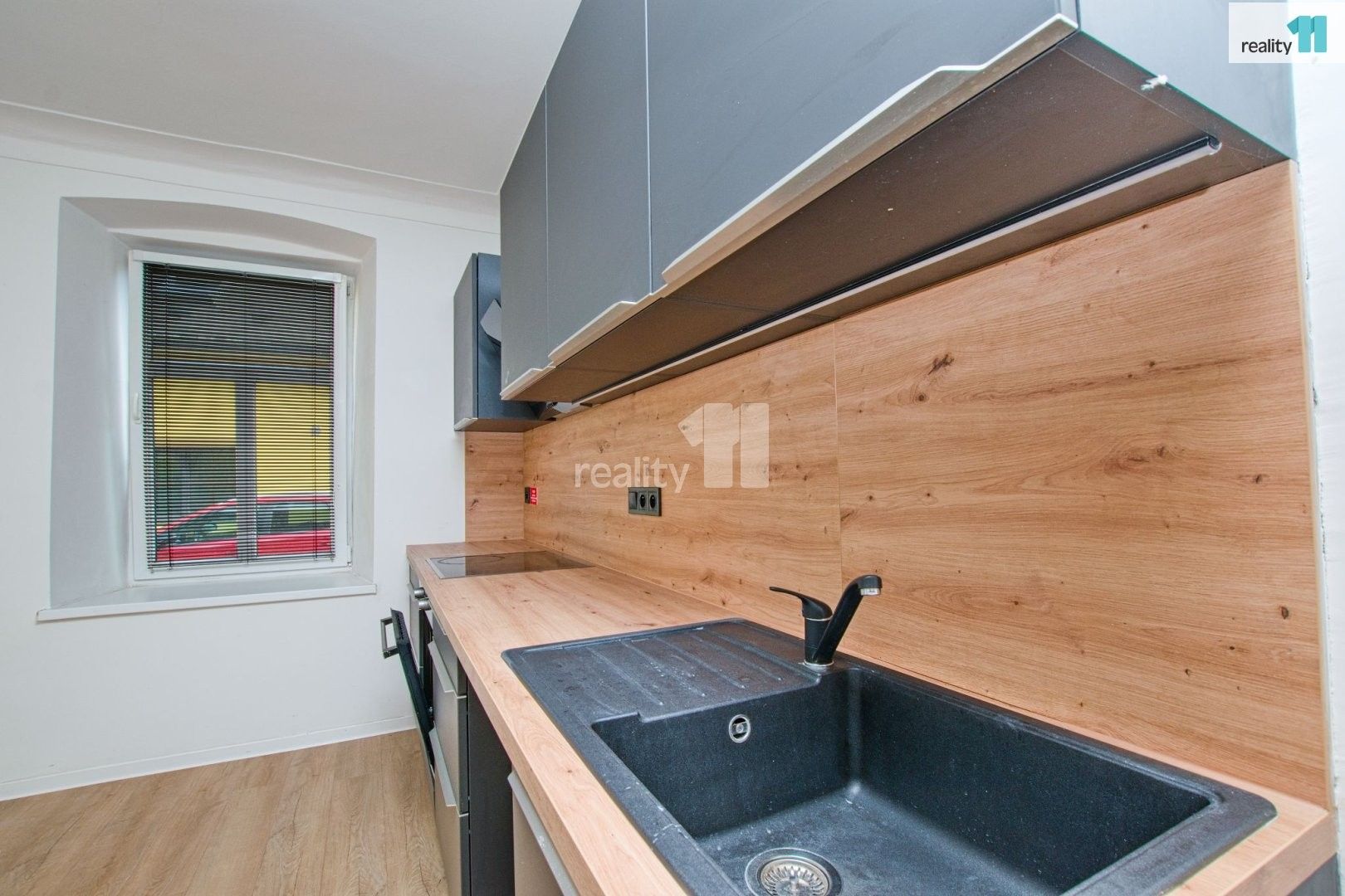 Pronájem bytu 2+1 70 m² - foto 4