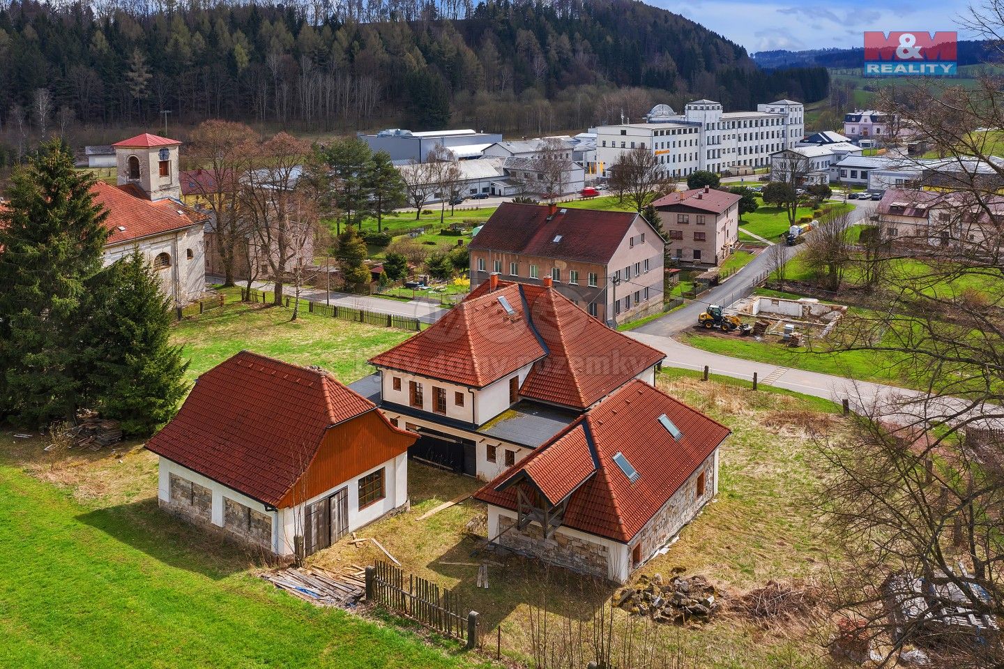 Prodej domu 311 m² - foto 1