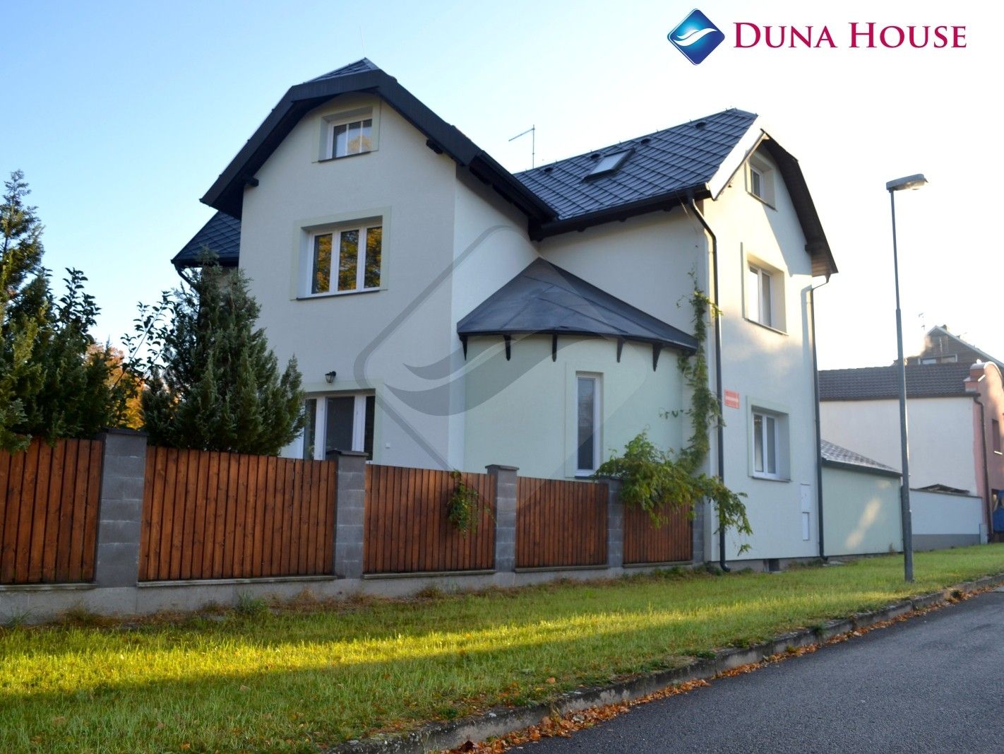Prodej domu 234 m² - foto 1