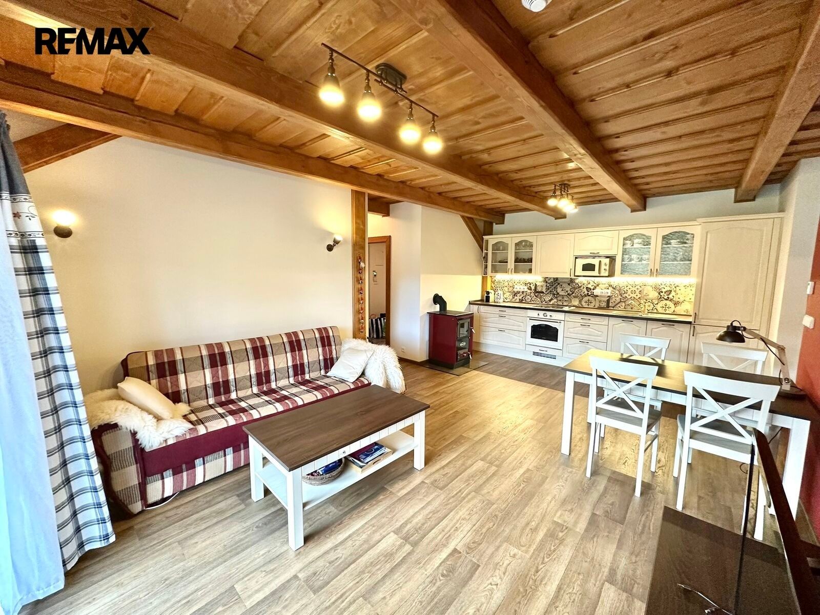 Prodej bytu 3+kk 58 m² - foto 1