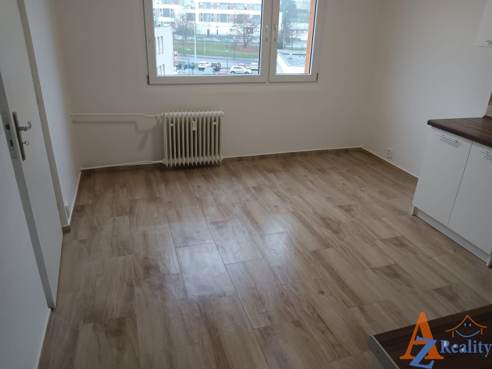 Pronájem bytu 1+1 35 m² - foto 2