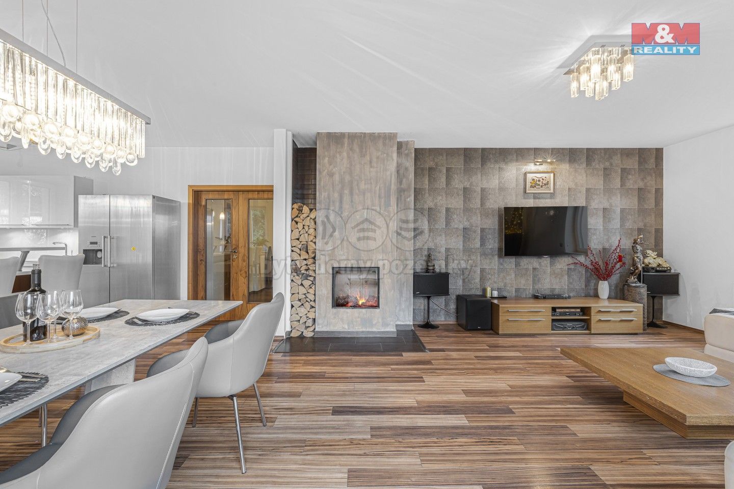 Prodej domu 255 m² - foto 1