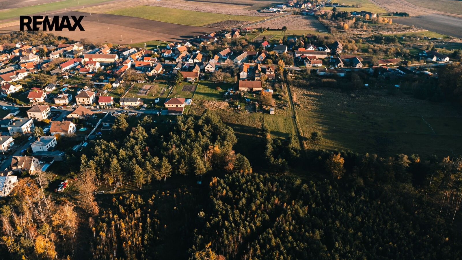 Prodej pozemku 1892 m² - foto 6