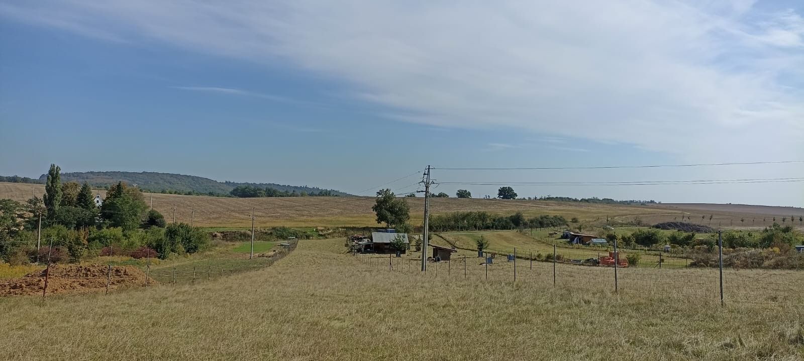 Prodej pozemku 1000 m² - foto 2