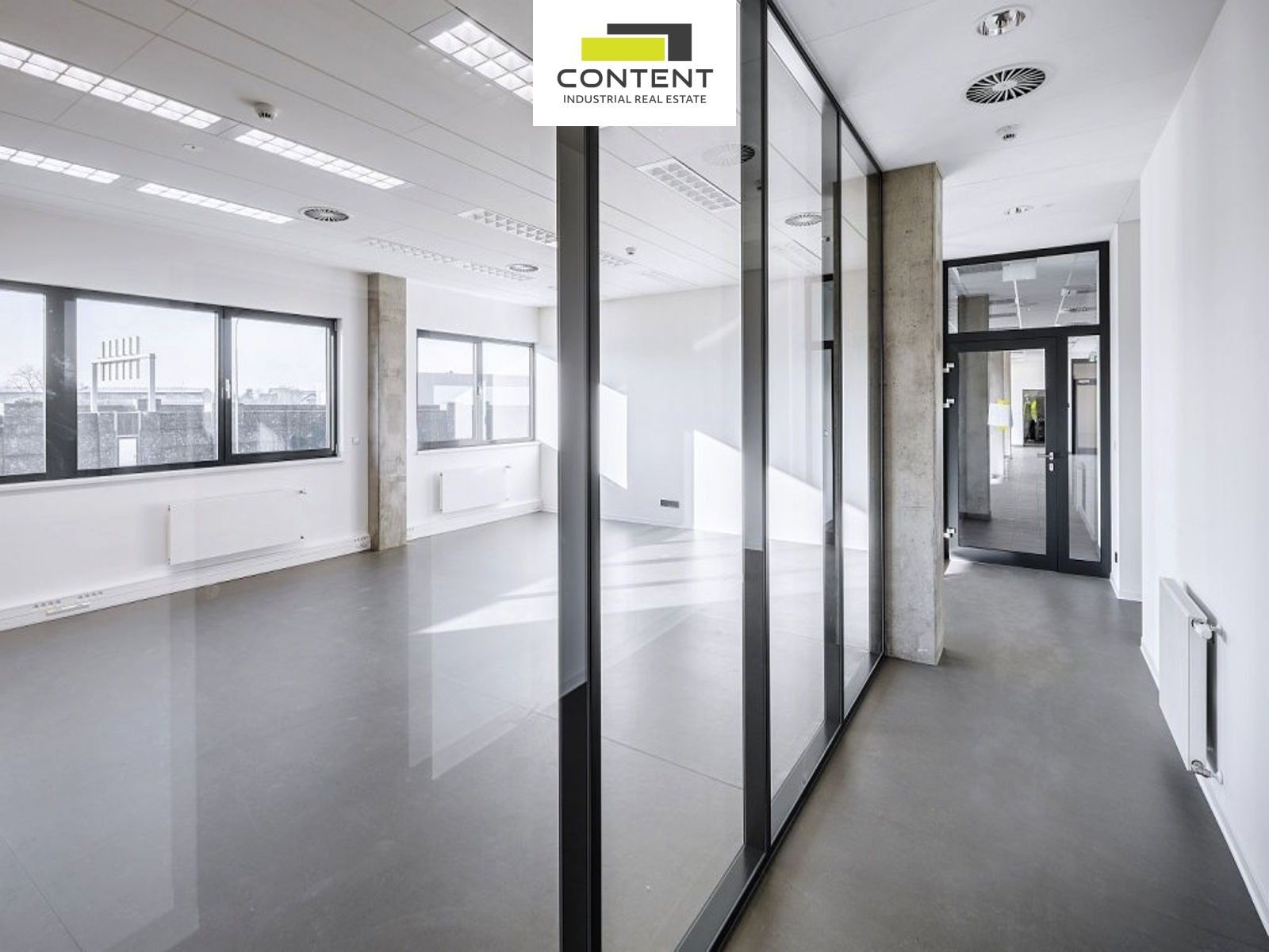 Pronájem komerčního prostoru 11800 m² - foto 5