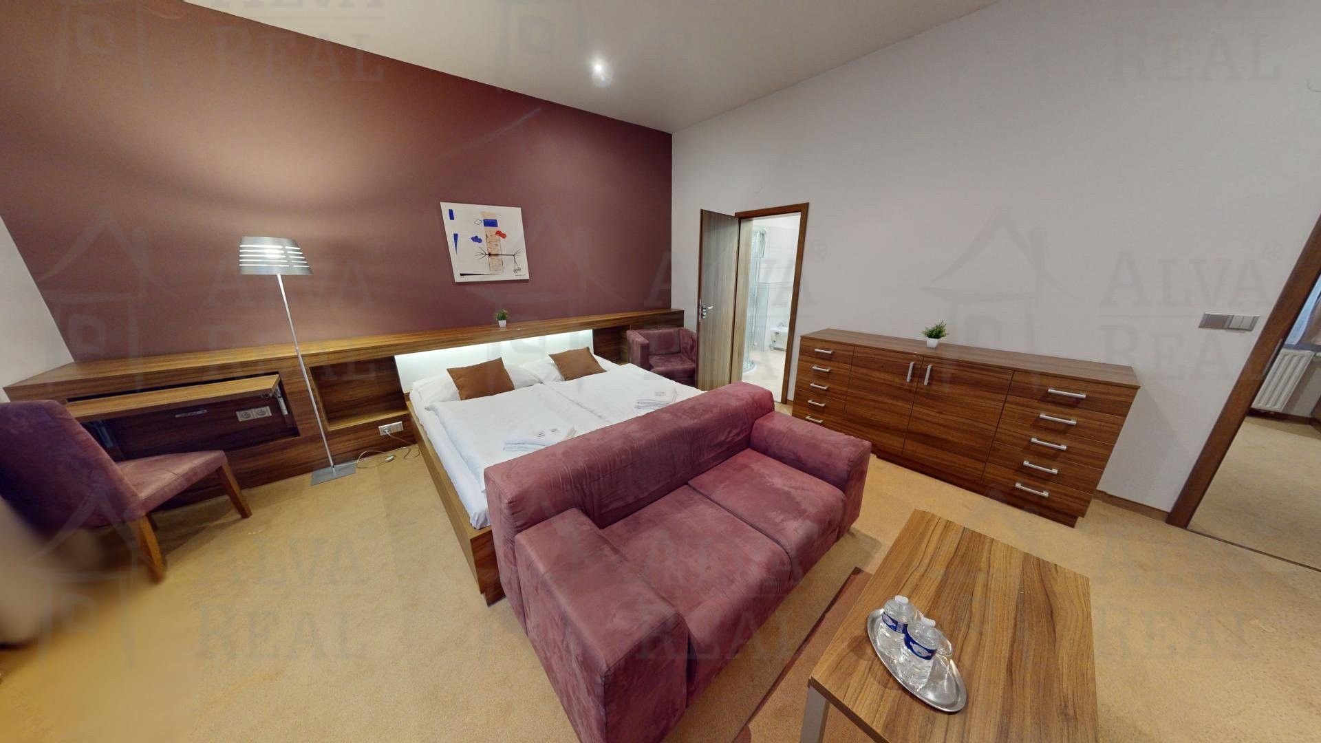 Prodej komerčního prostoru 651 m² - foto 11