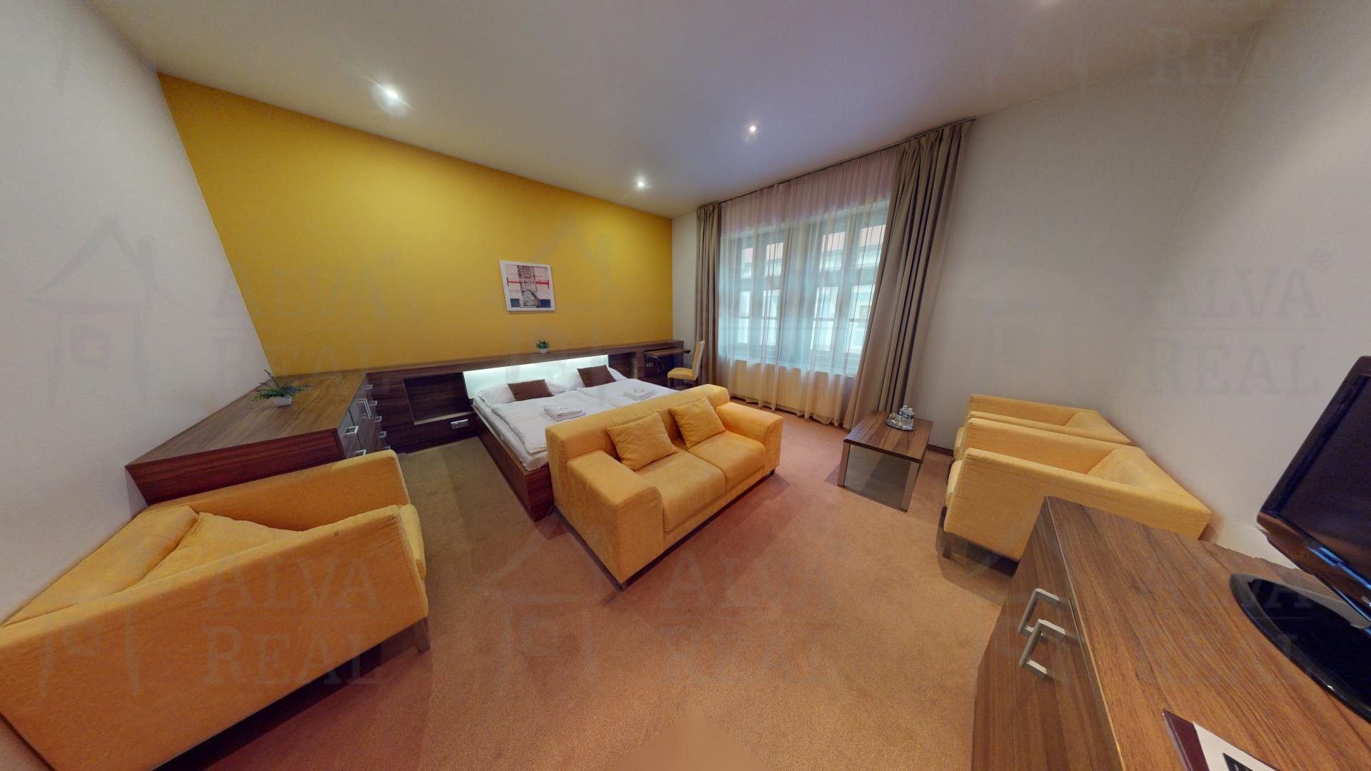 Prodej komerčního prostoru 651 m² - foto 10