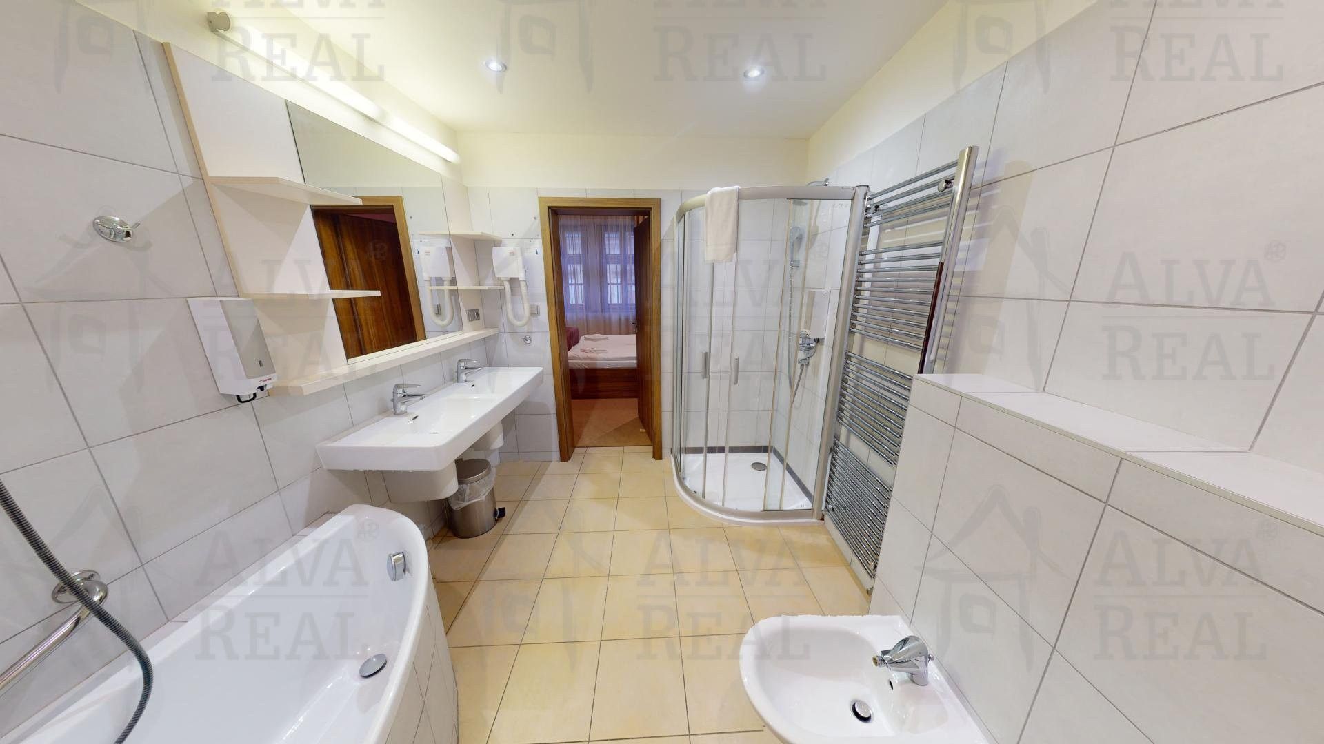 Prodej komerčního prostoru 651 m² - foto 15